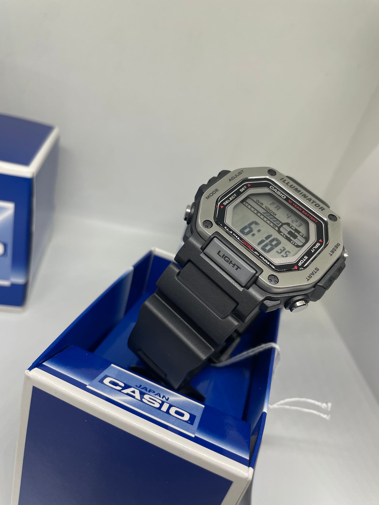 RELOJ CASIO MWD-110H