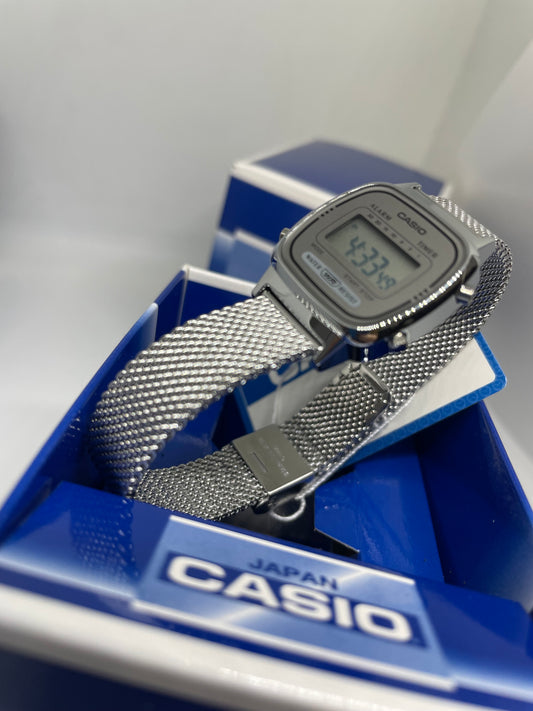 RELOJ CASIO LA670WEM