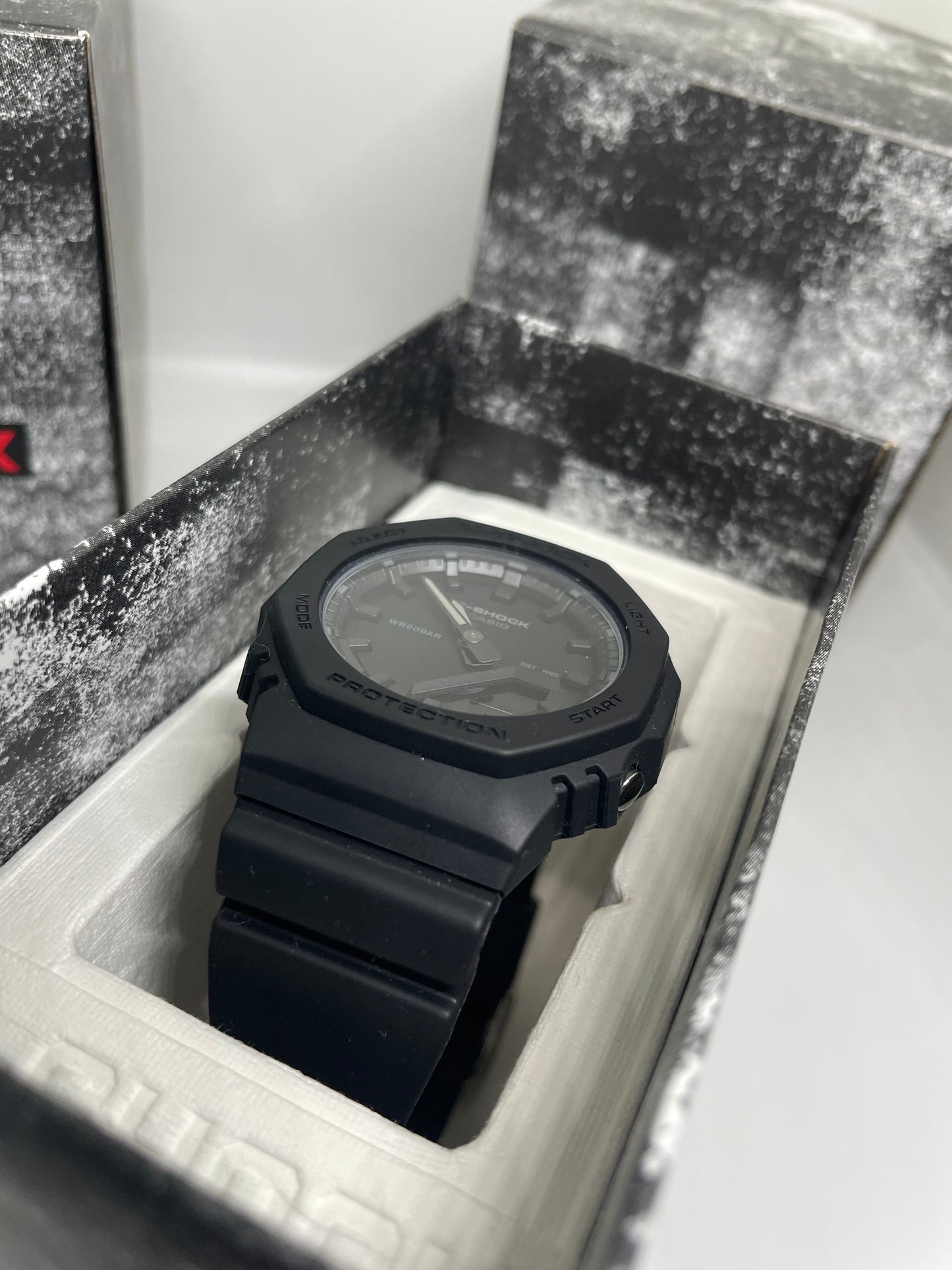 RELOJ G-SHOCK GMA-P2100BB MUJER