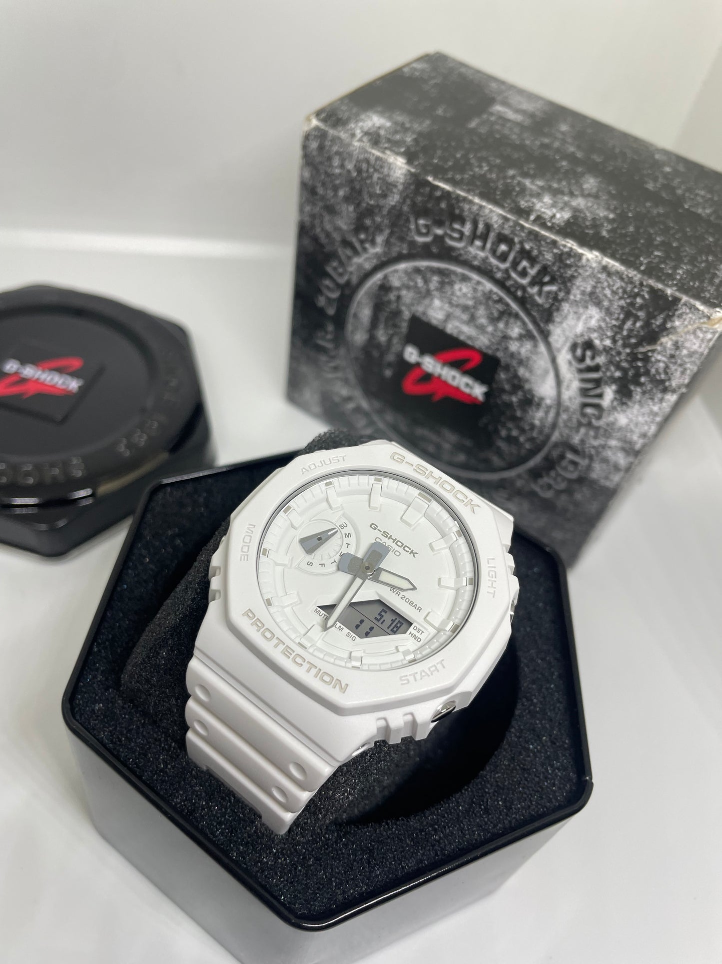 RELOJ G SHOCK GA2100