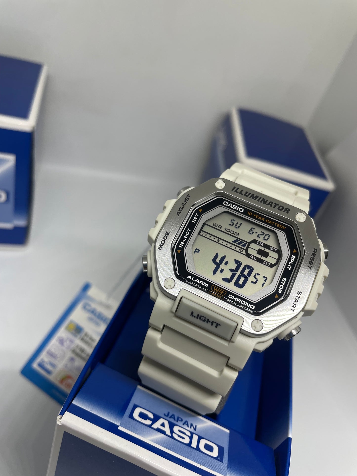 RELOJ CASIO MWD-110D