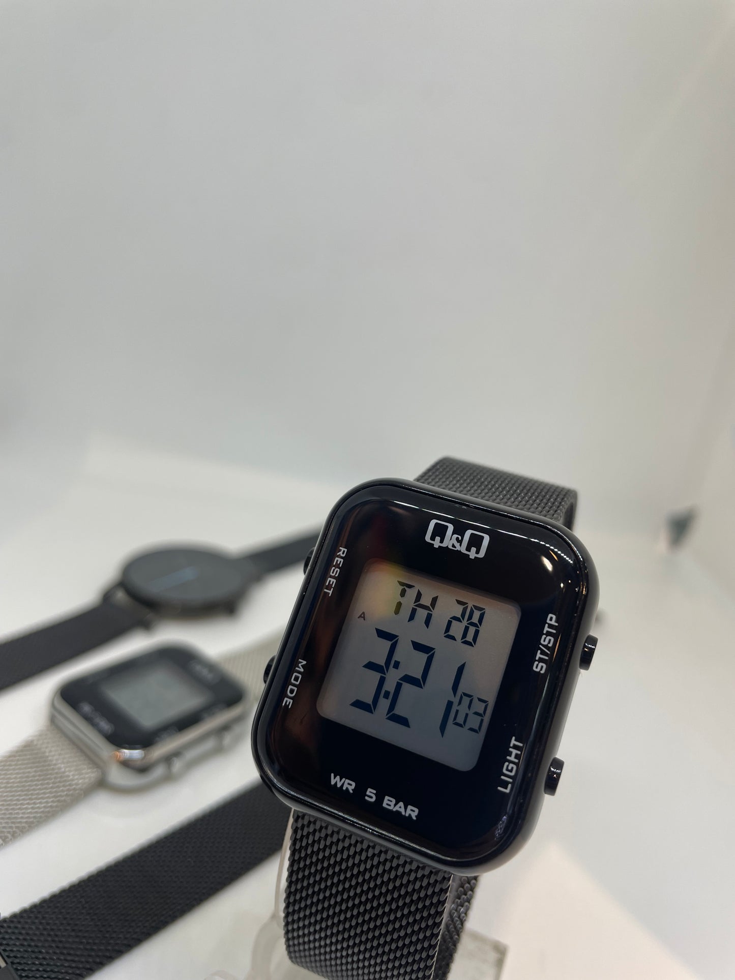 RELOJ Q&Q digital UNISEX