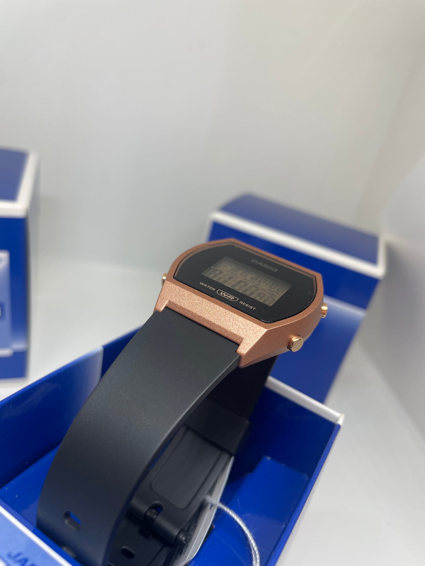 RELOJ CASIO LW204