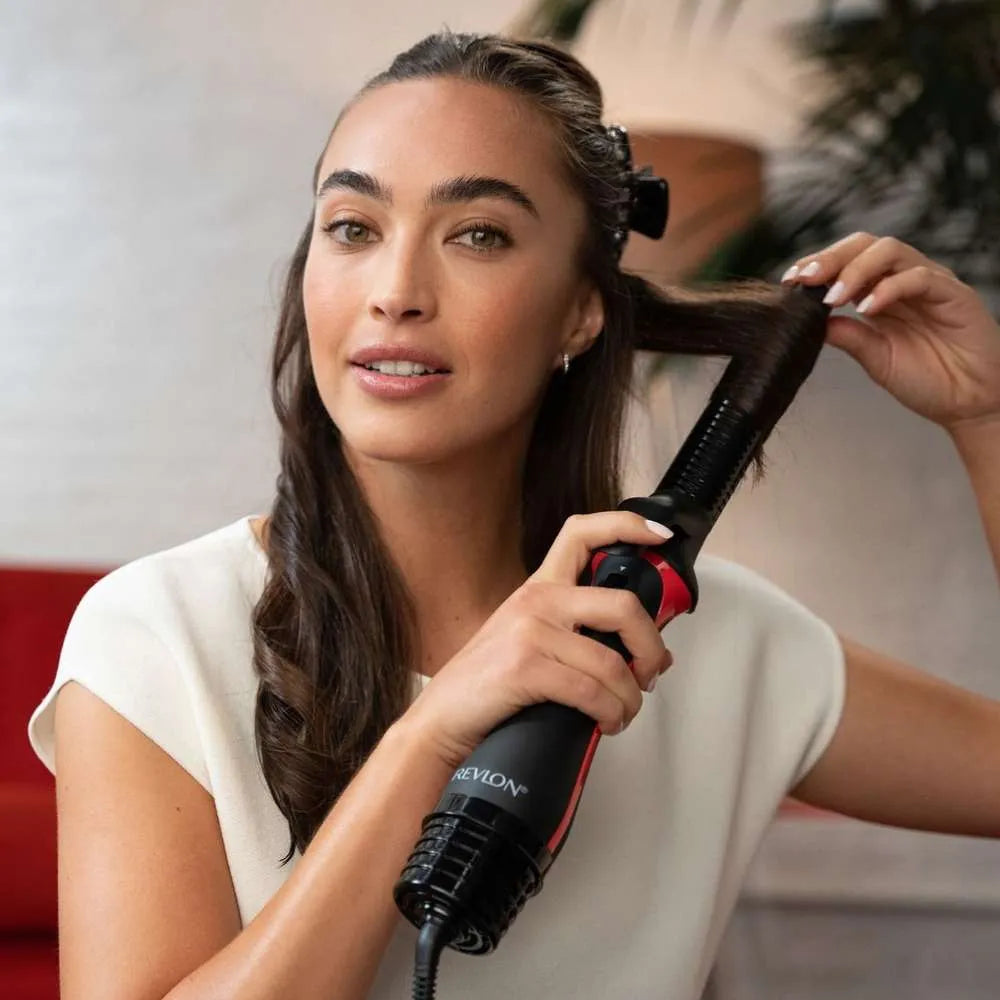 REVLON One-Step Hair Dryer And Curler