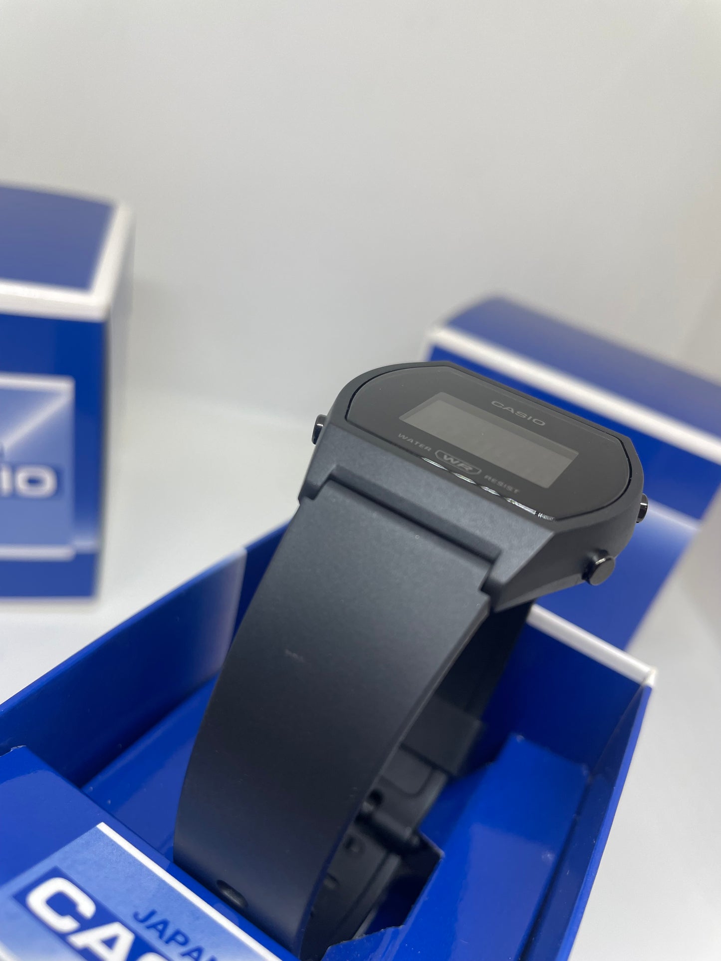 RELOJ CASIO LW-204