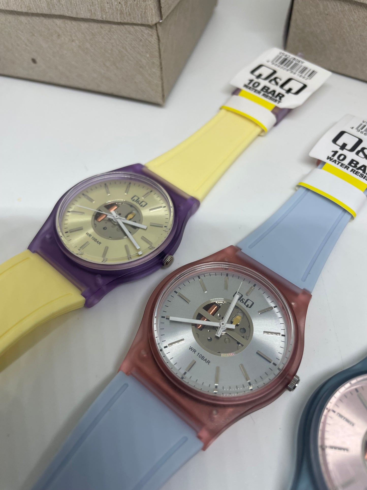 RELOJ QYQ VS42J