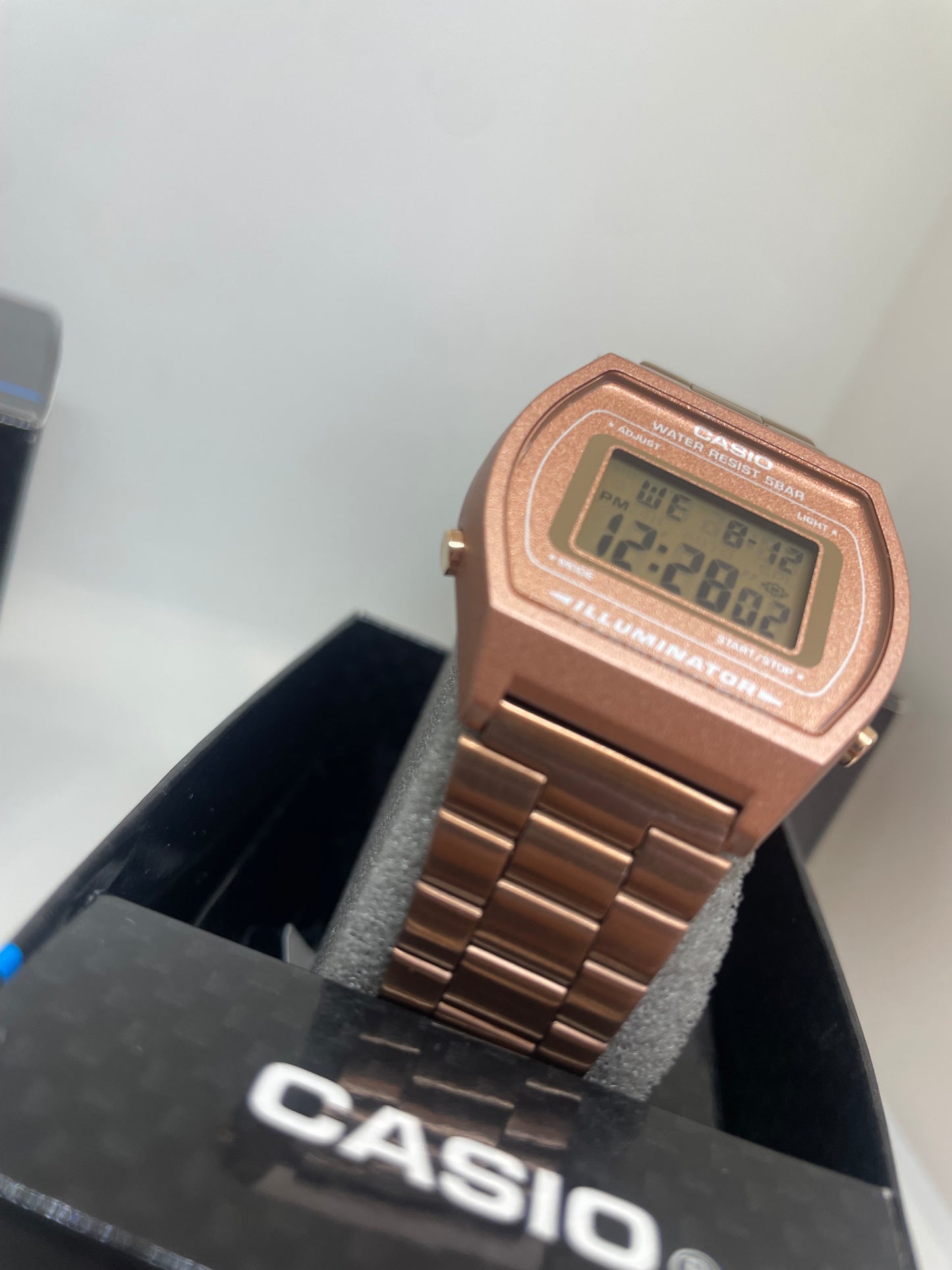 RELOJ CASIO B640WC ORO ROSA