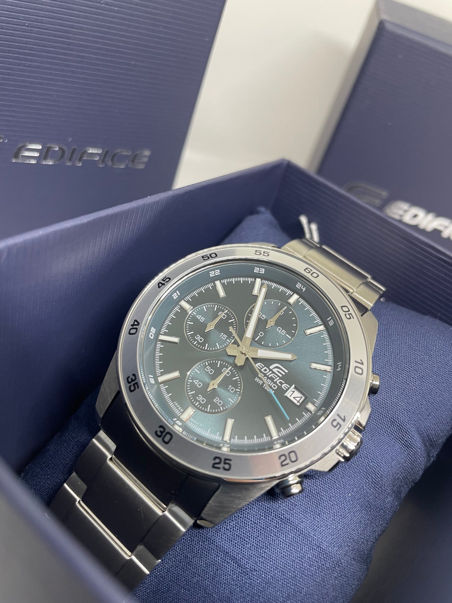 RELOJ EDIFICE EFR 526D
