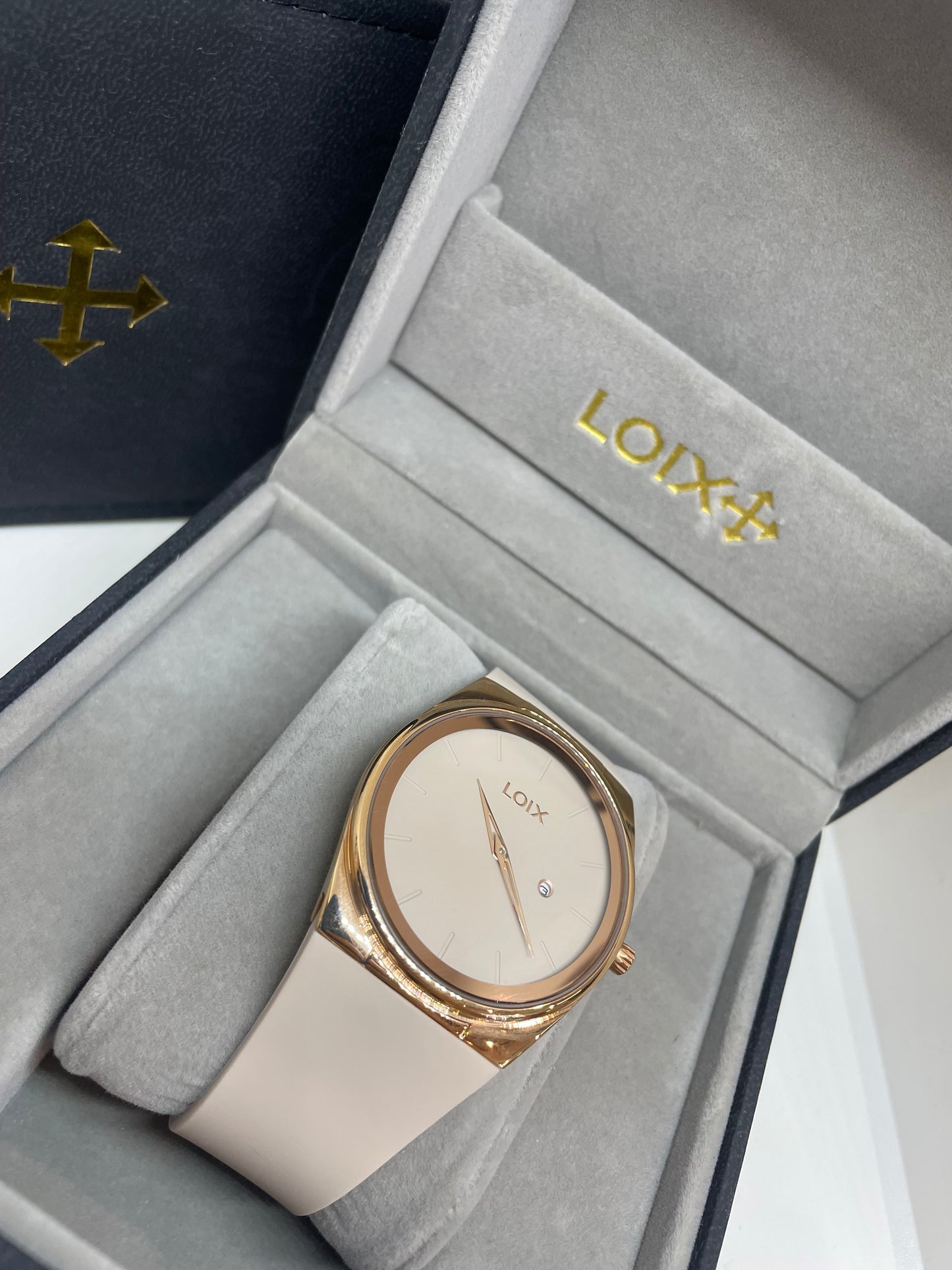 RELOJ LOIX LA2117