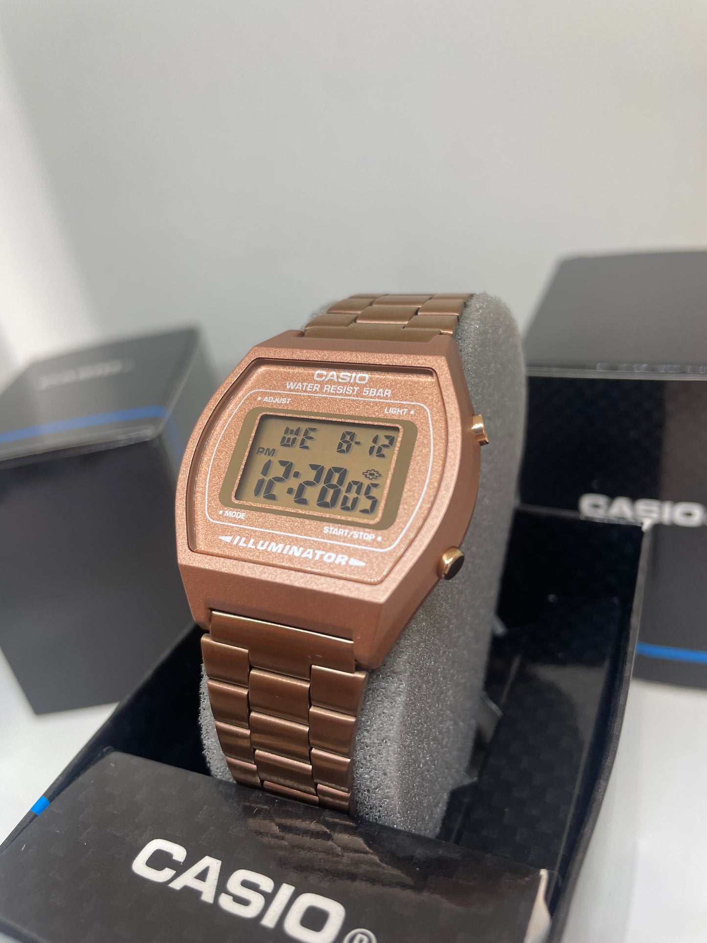 RELOJ CASIO B640WC ORO ROSA