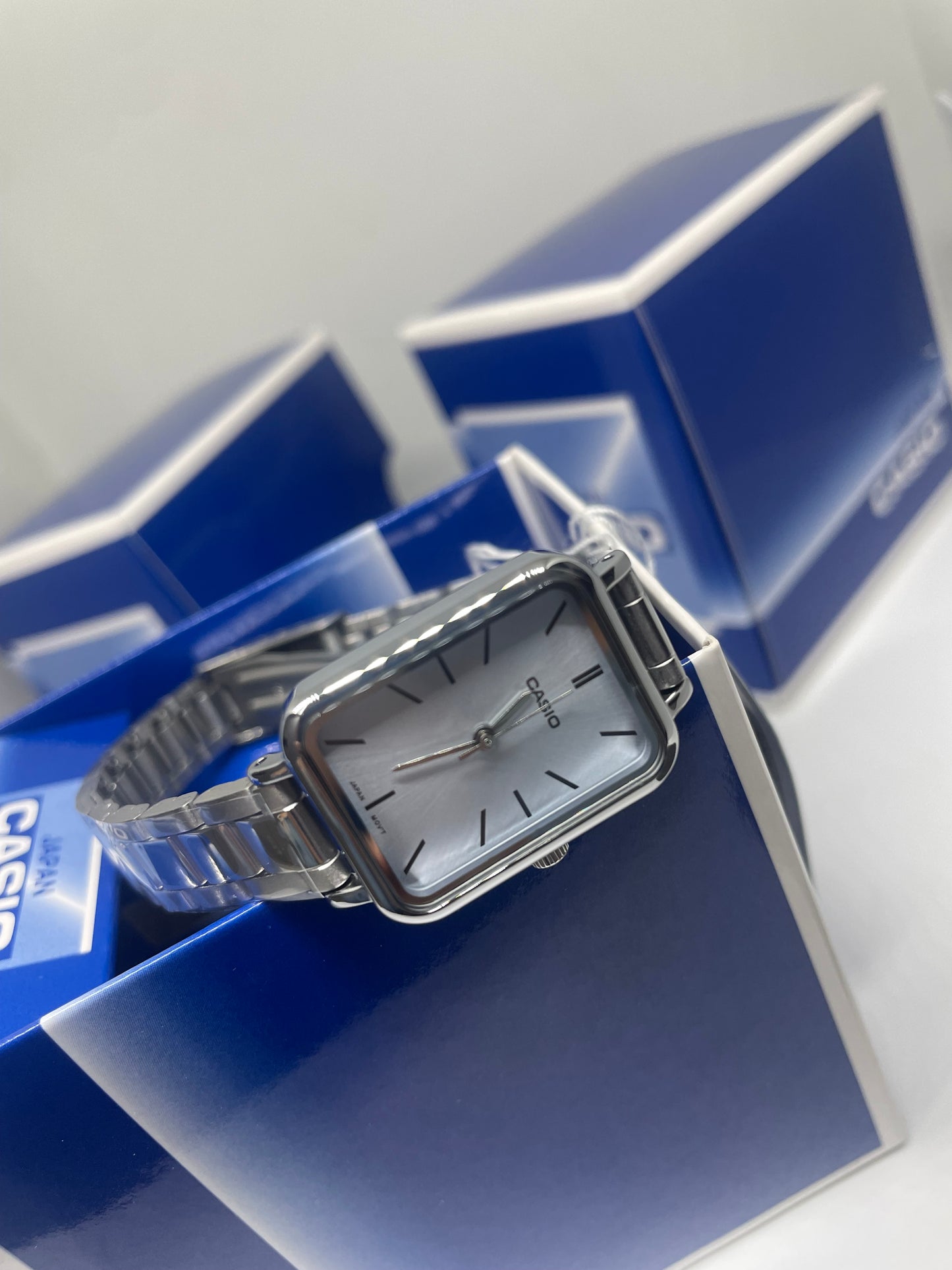 RELOJ CASIO LTP-V009