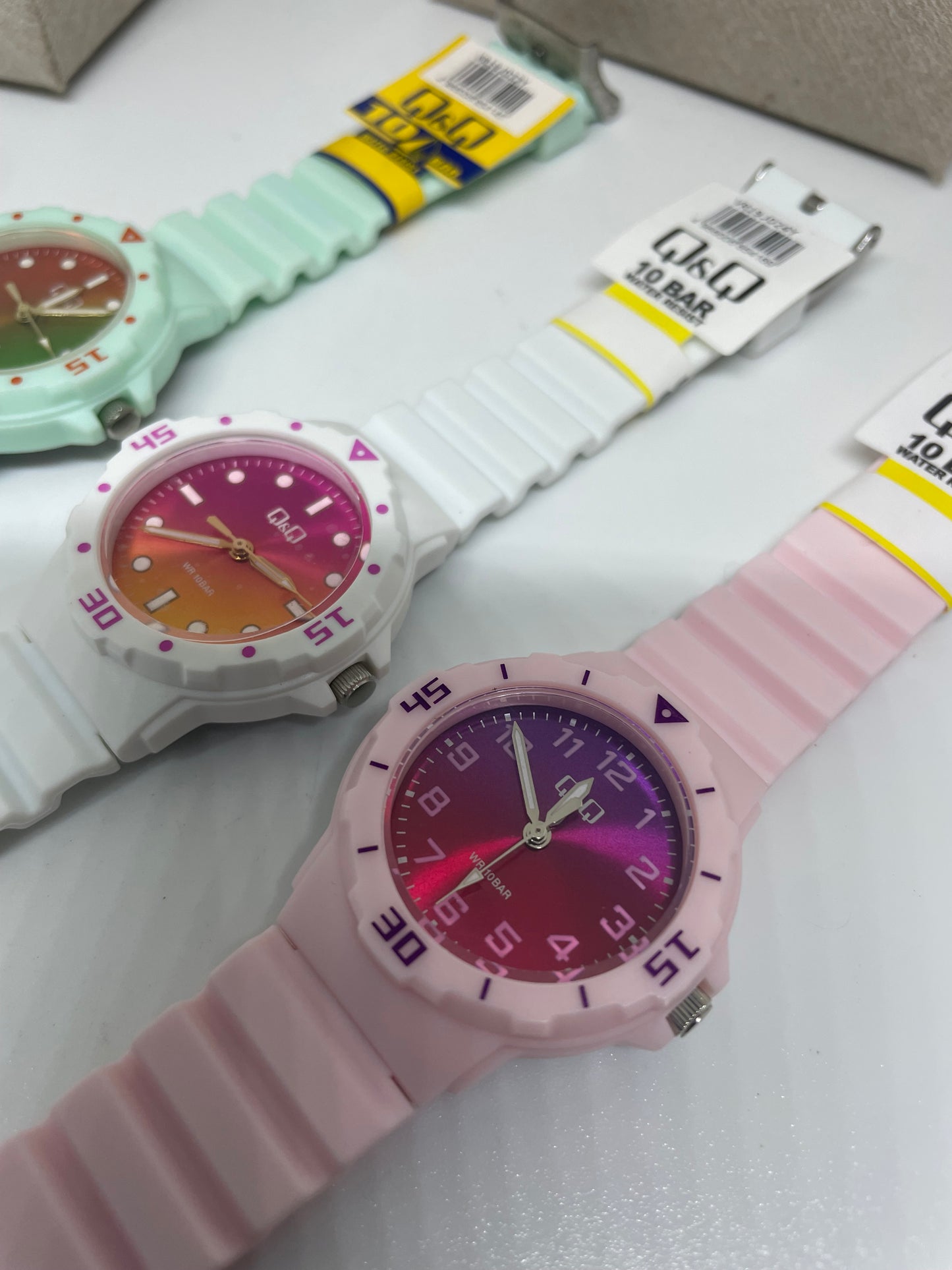 RELOJ QYQ VR19J