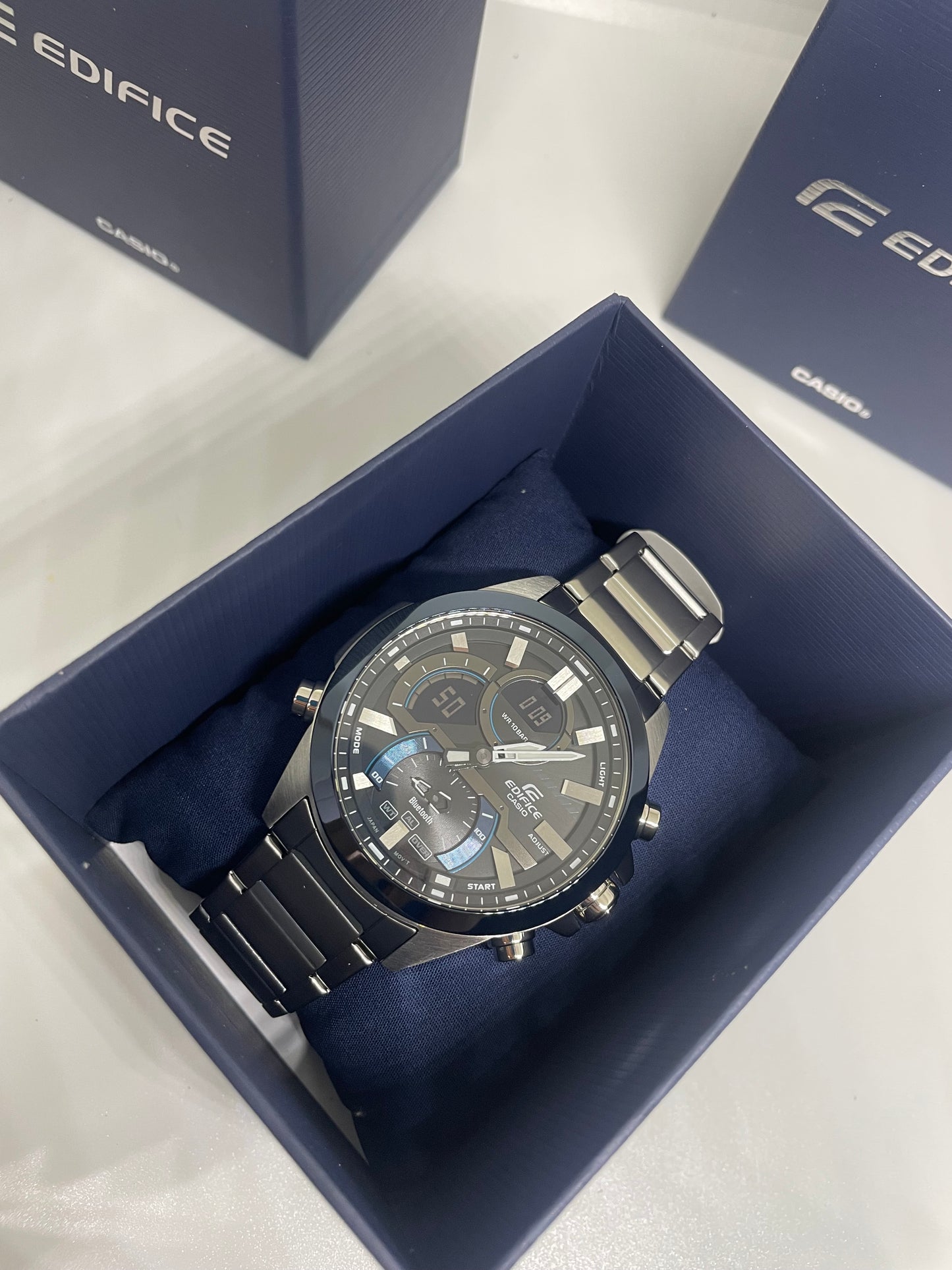 RELOJ CASIO EDIFICE ECB-30DB