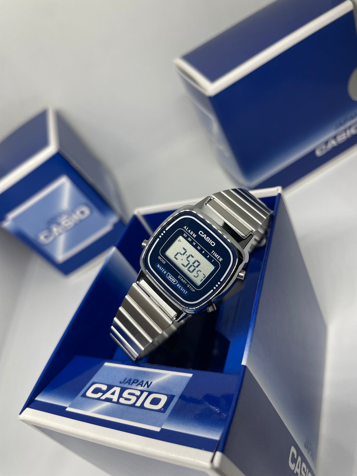 RELOJ CASIO LA670WA