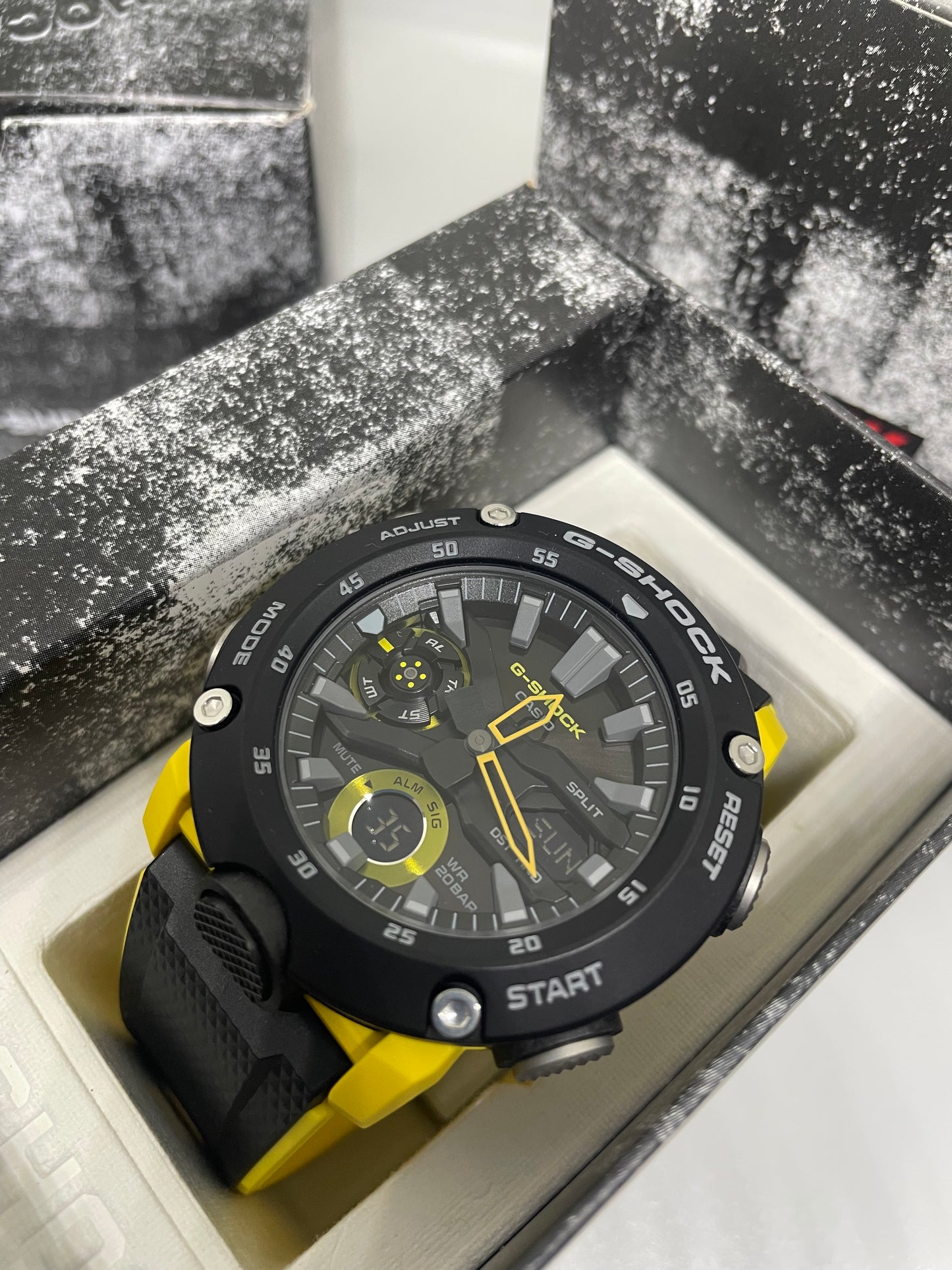 RELOJ G-SHOCK GA 2000