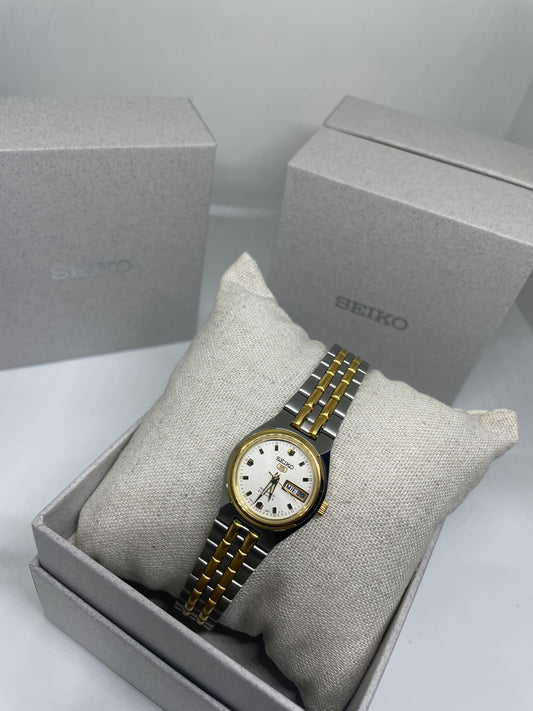 RELOJ SEIKO SYMK44