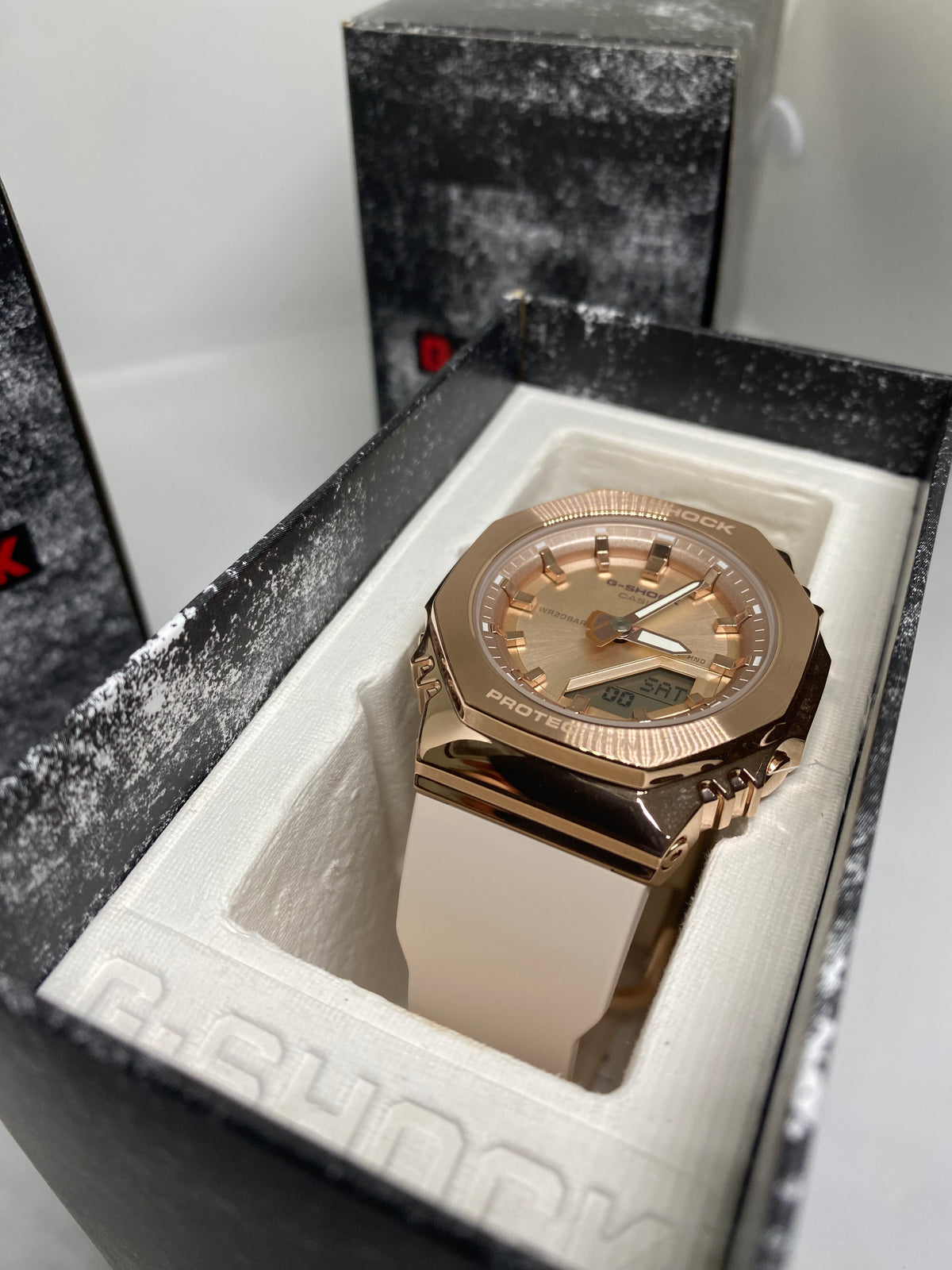 RELOJ CASIO G SHOCK GM-S2110PG