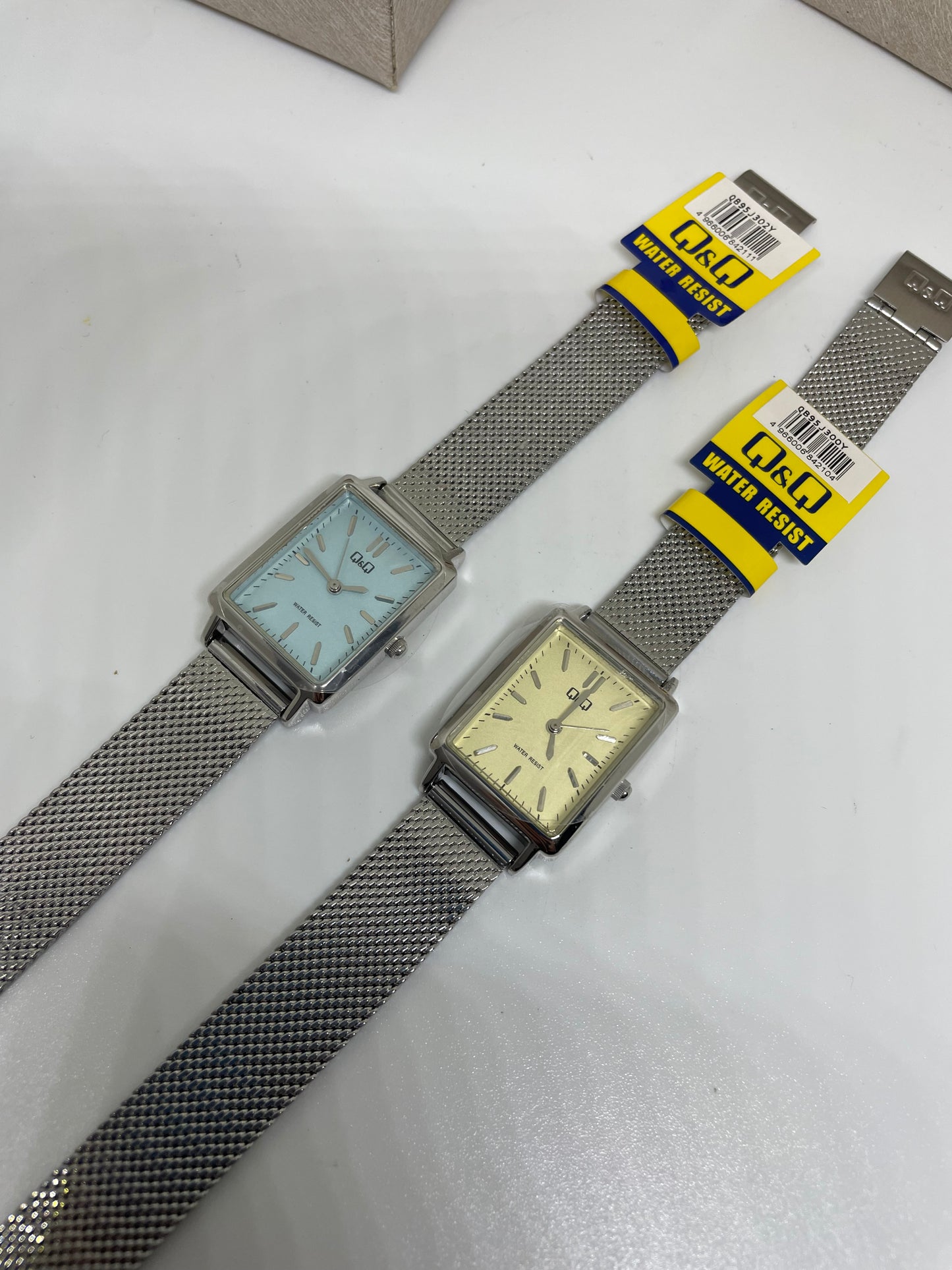 RELOJ QYQ Q895J