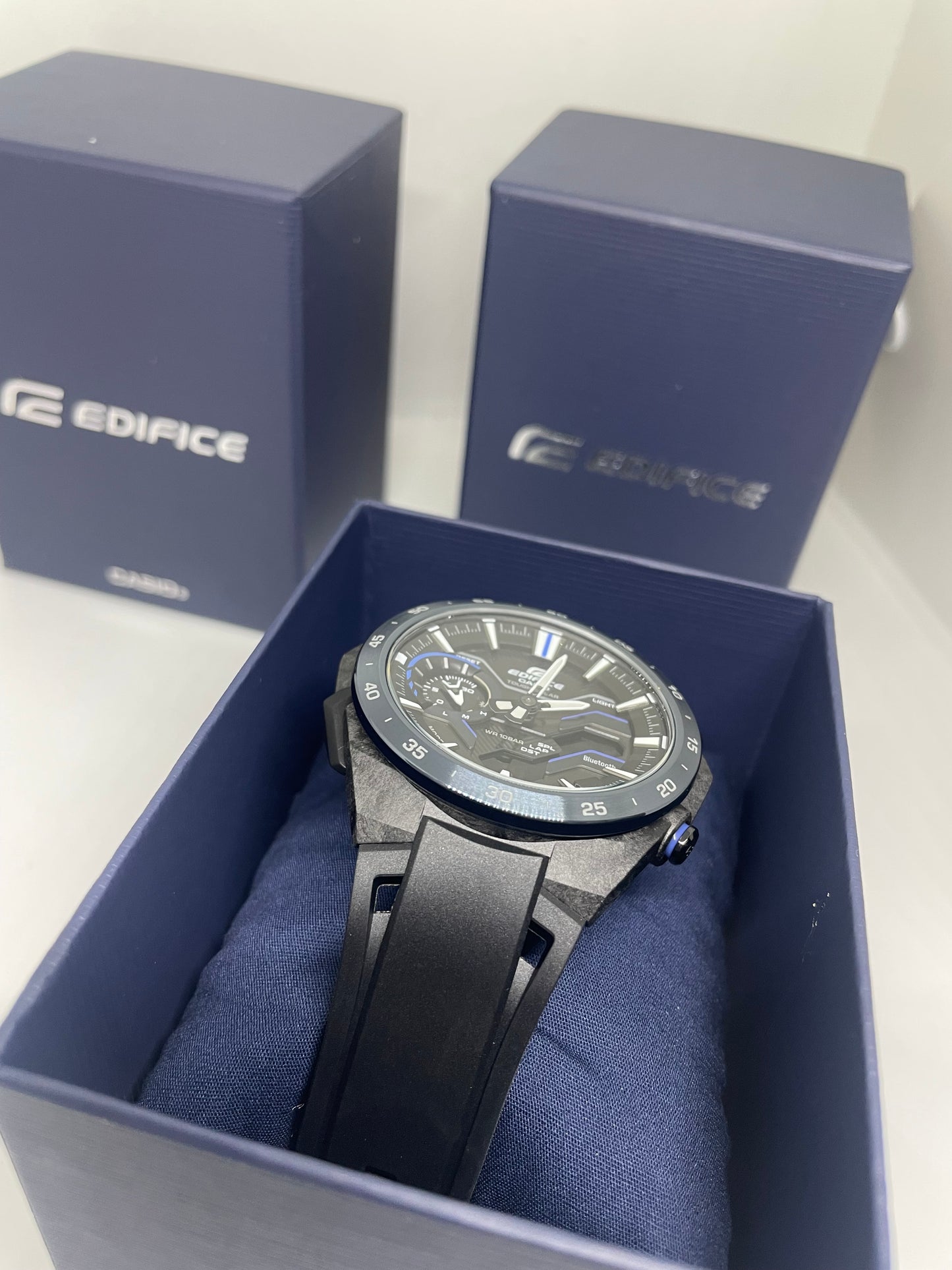 RELOJ CASIO EDIFICE ECB- 2200PB