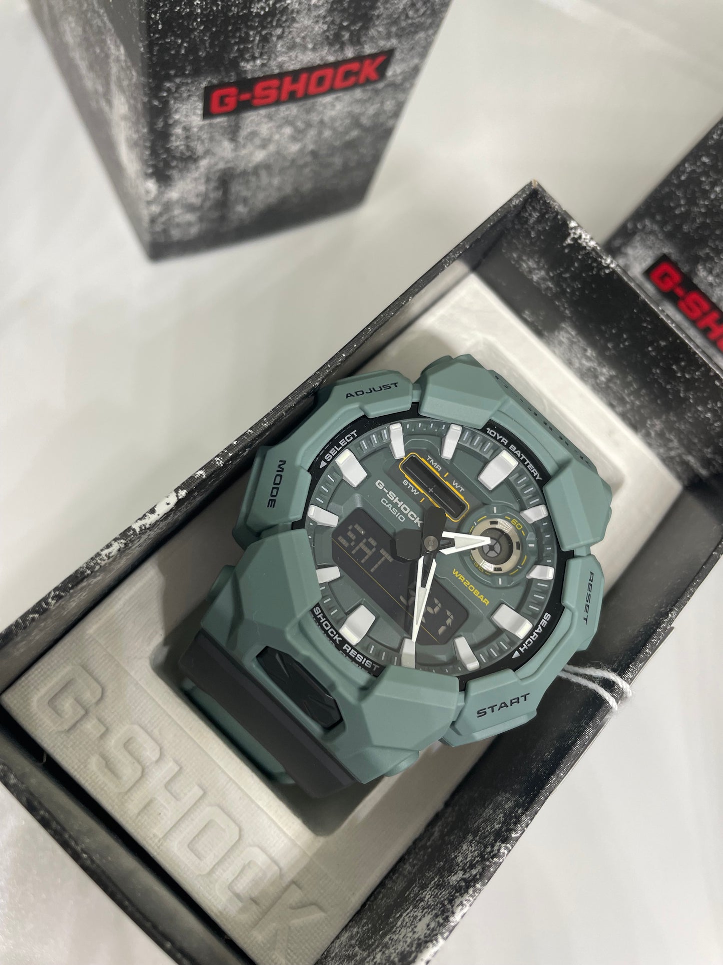 RELOJ CASIO G SHOCK GA-010CE-2A