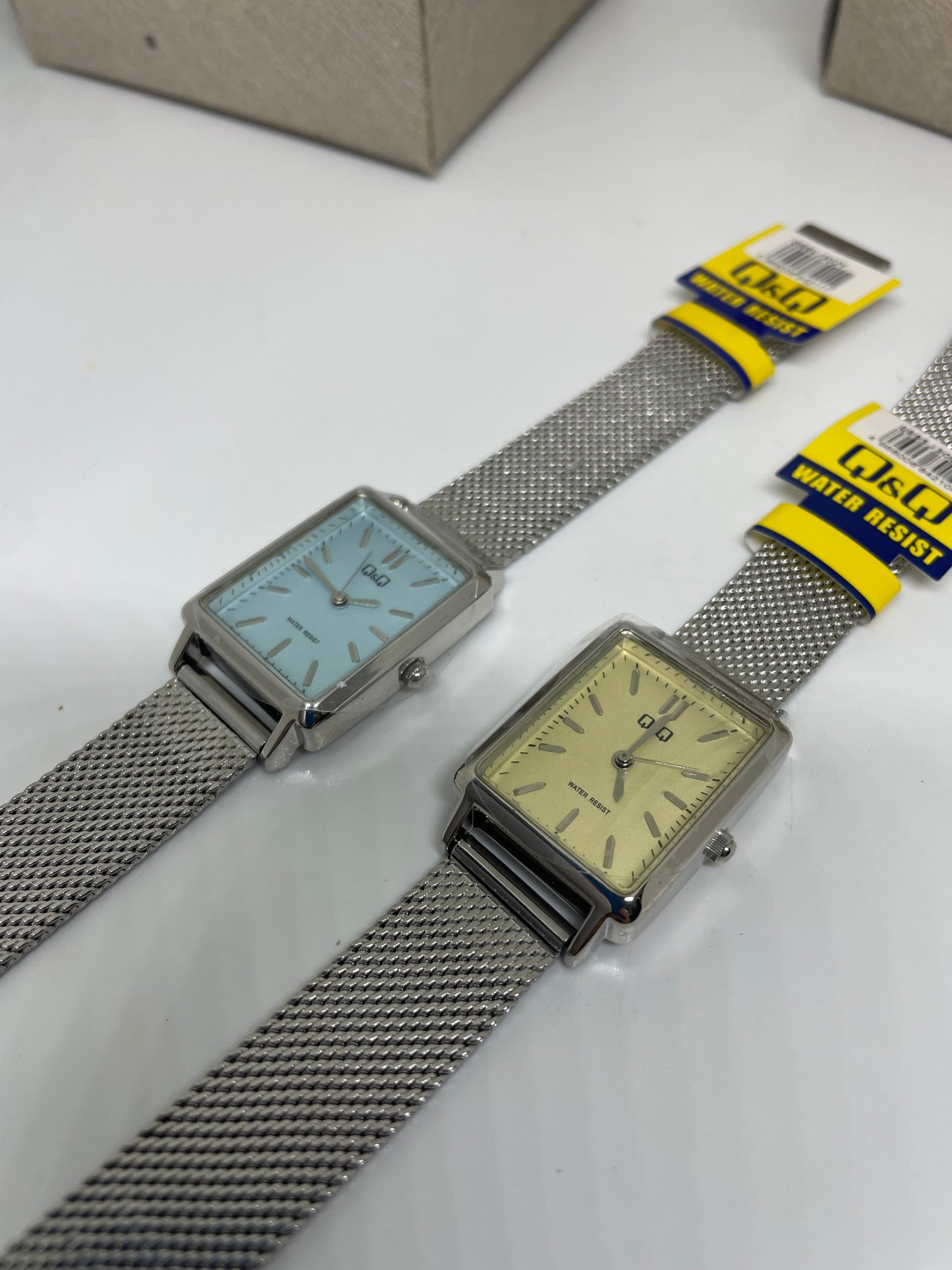 RELOJ QYQ Q895J