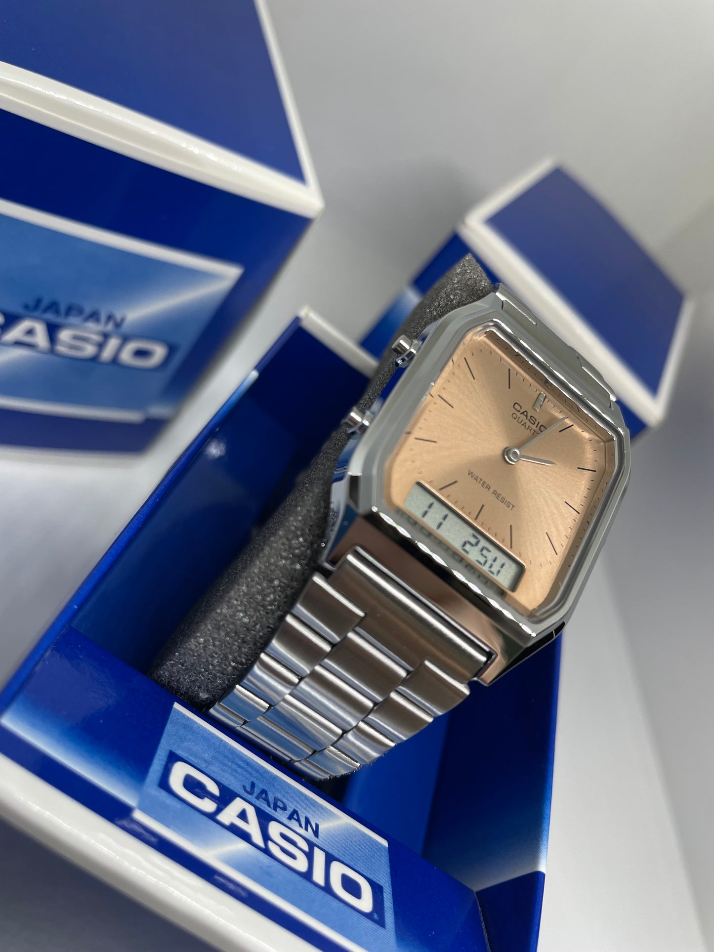 RELOJ CASIO AQ-230 4AM