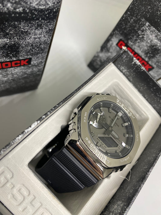 RELOJ CASIO G SHOCK GM-2100-1A