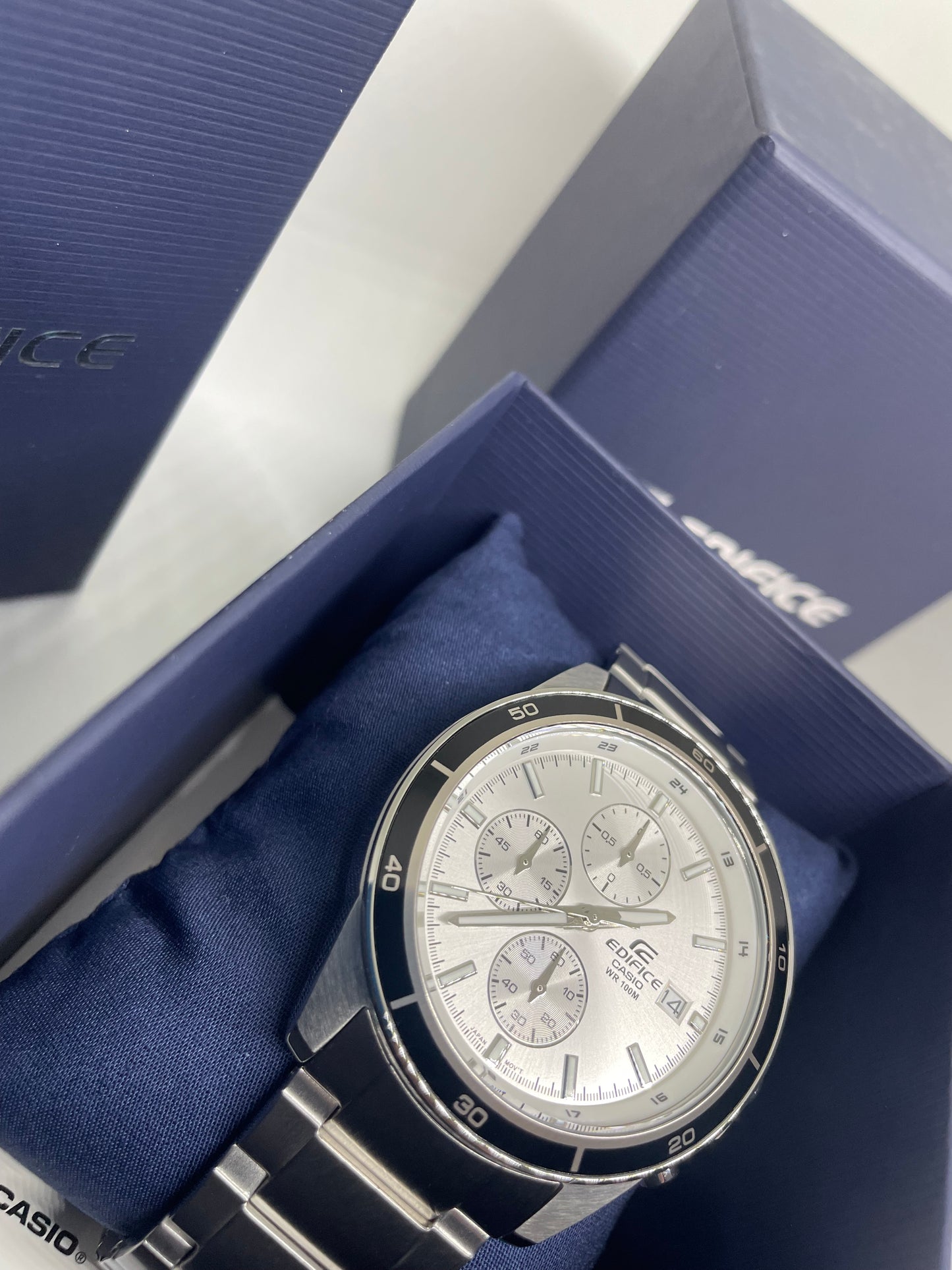 RELOJ EDIFICE EFR 526D