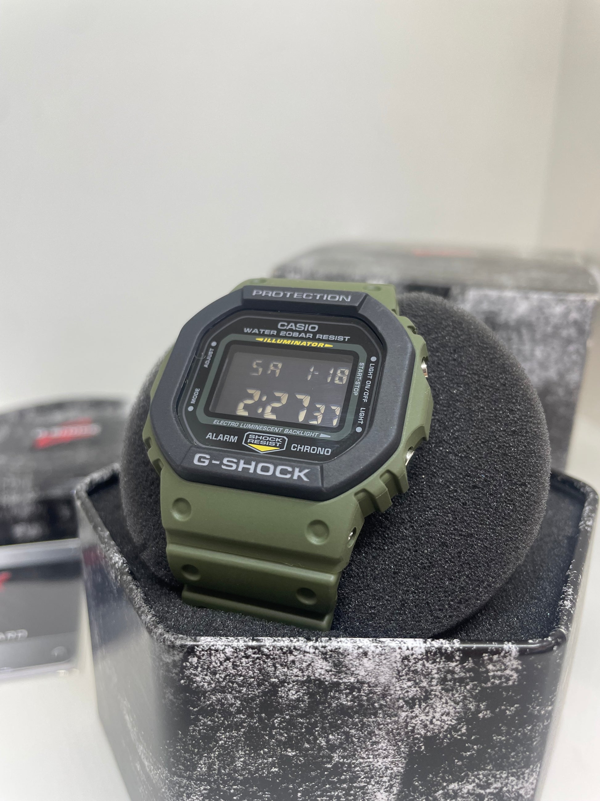 RELOJ G-SHOCK DW-5610SU - Casiolandia