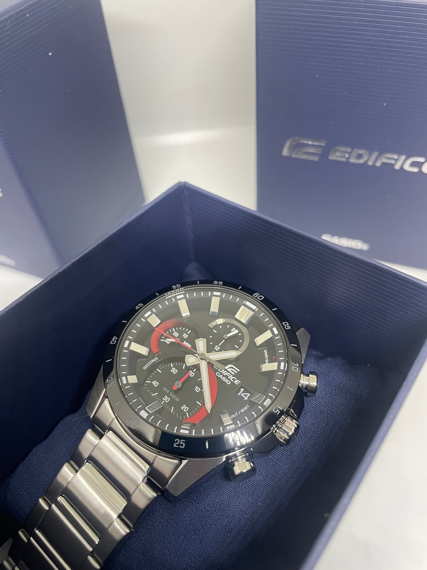 RELOJ CASIO EDIFICE EFR-571DB