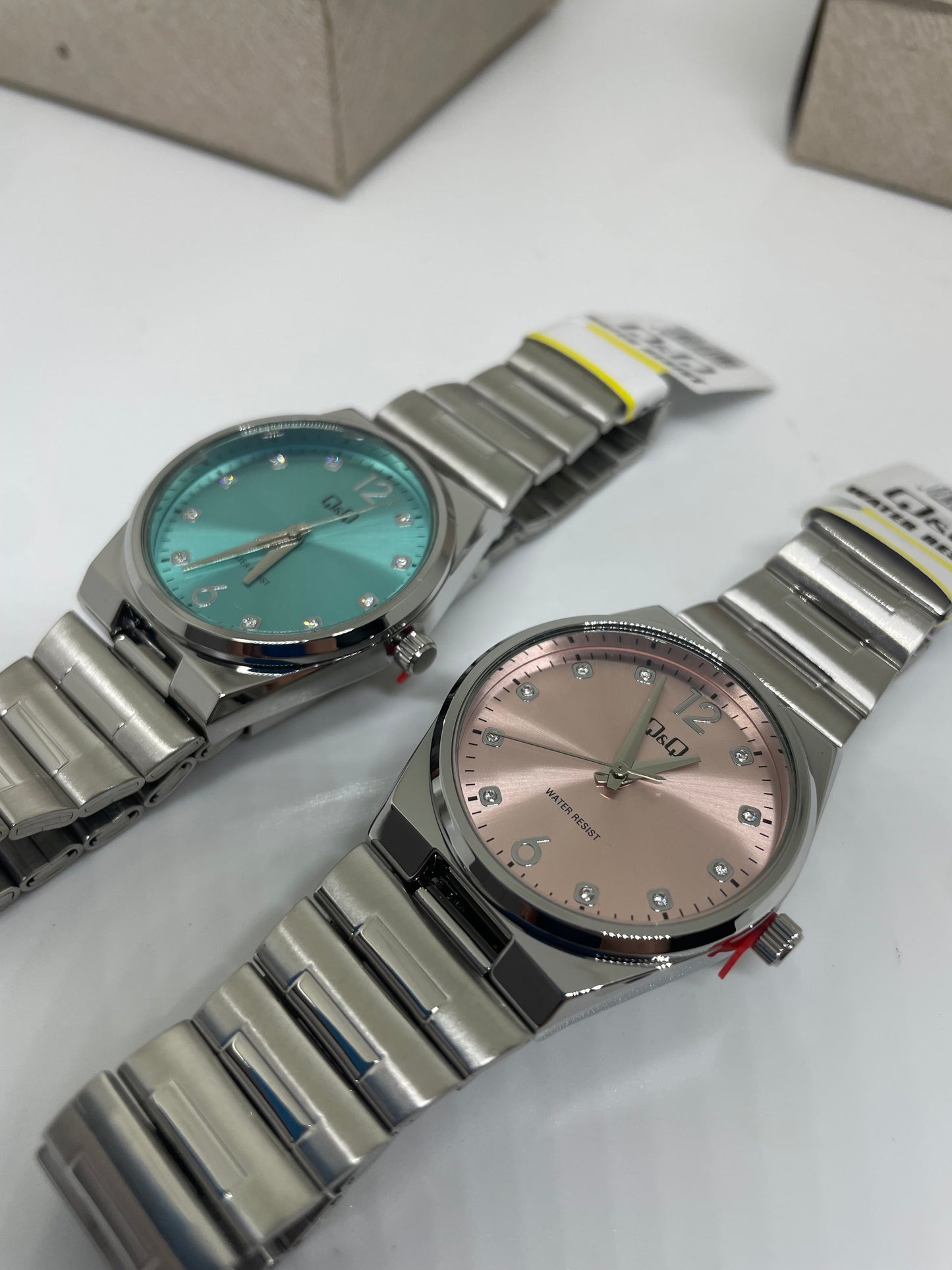 RELOJ QYQ Q84B