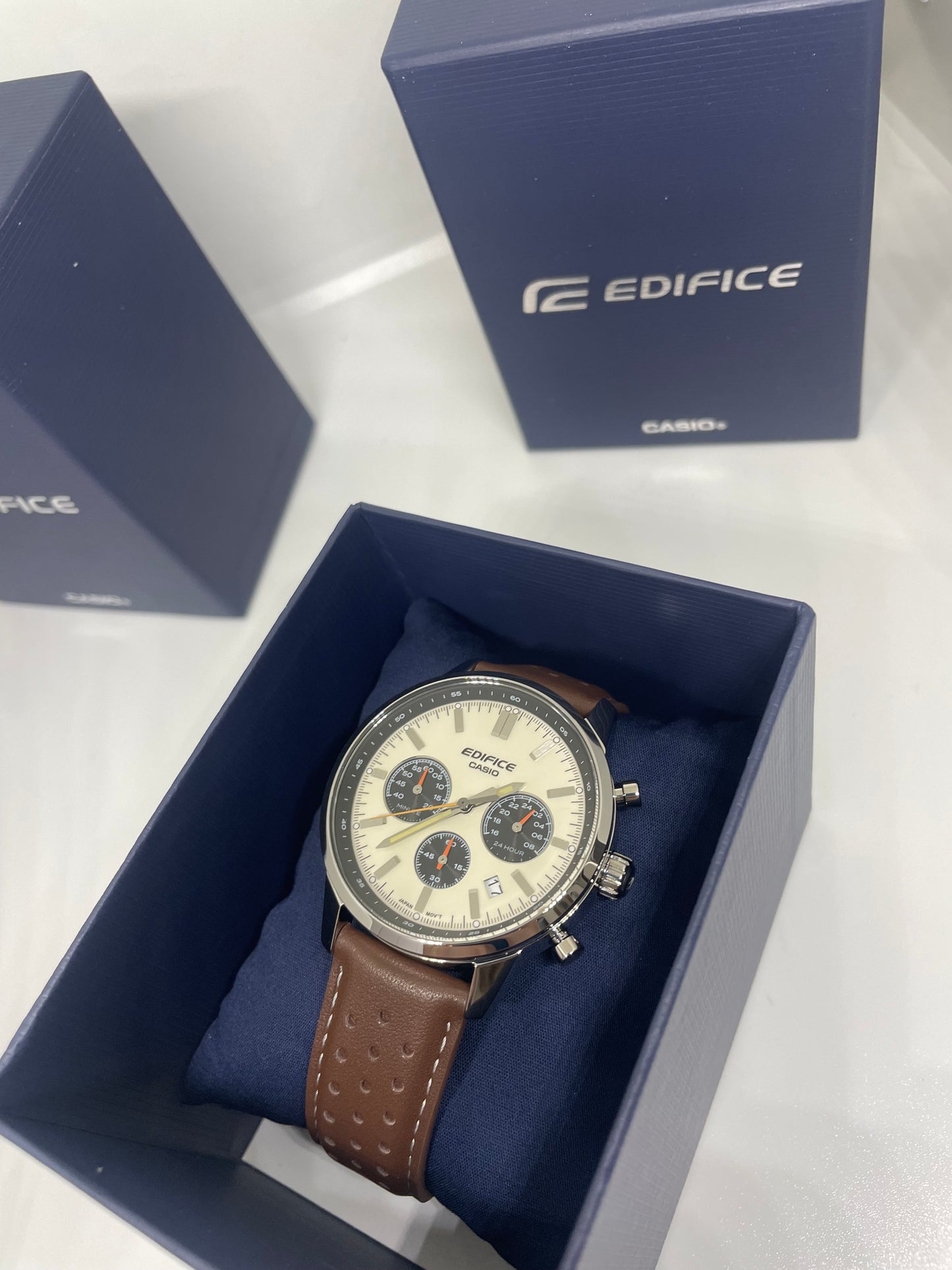 RELOJ CASIO EDIFICE EFR-575L