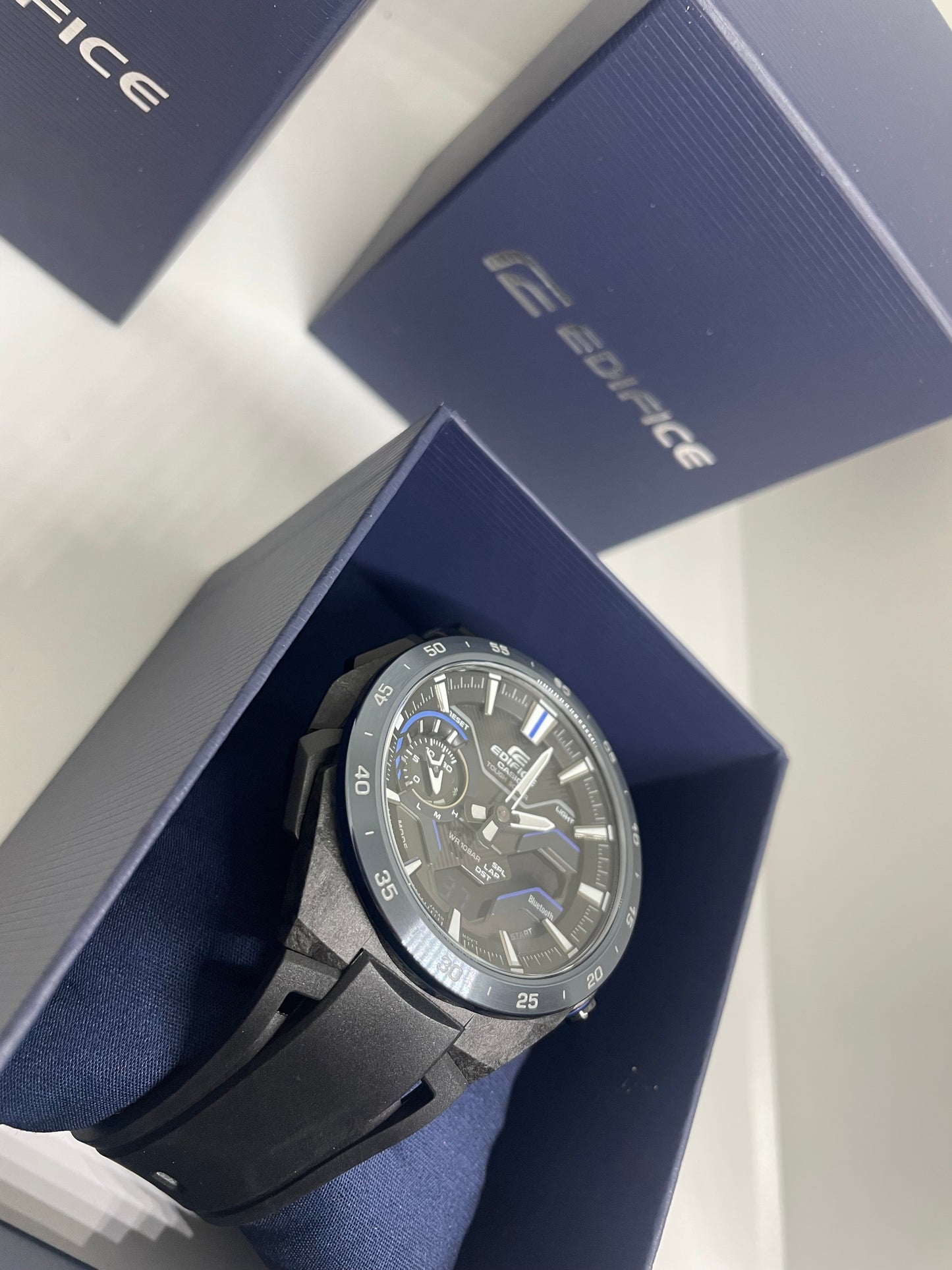 RELOJ CASIO EDIFICE ECB- 2200PB