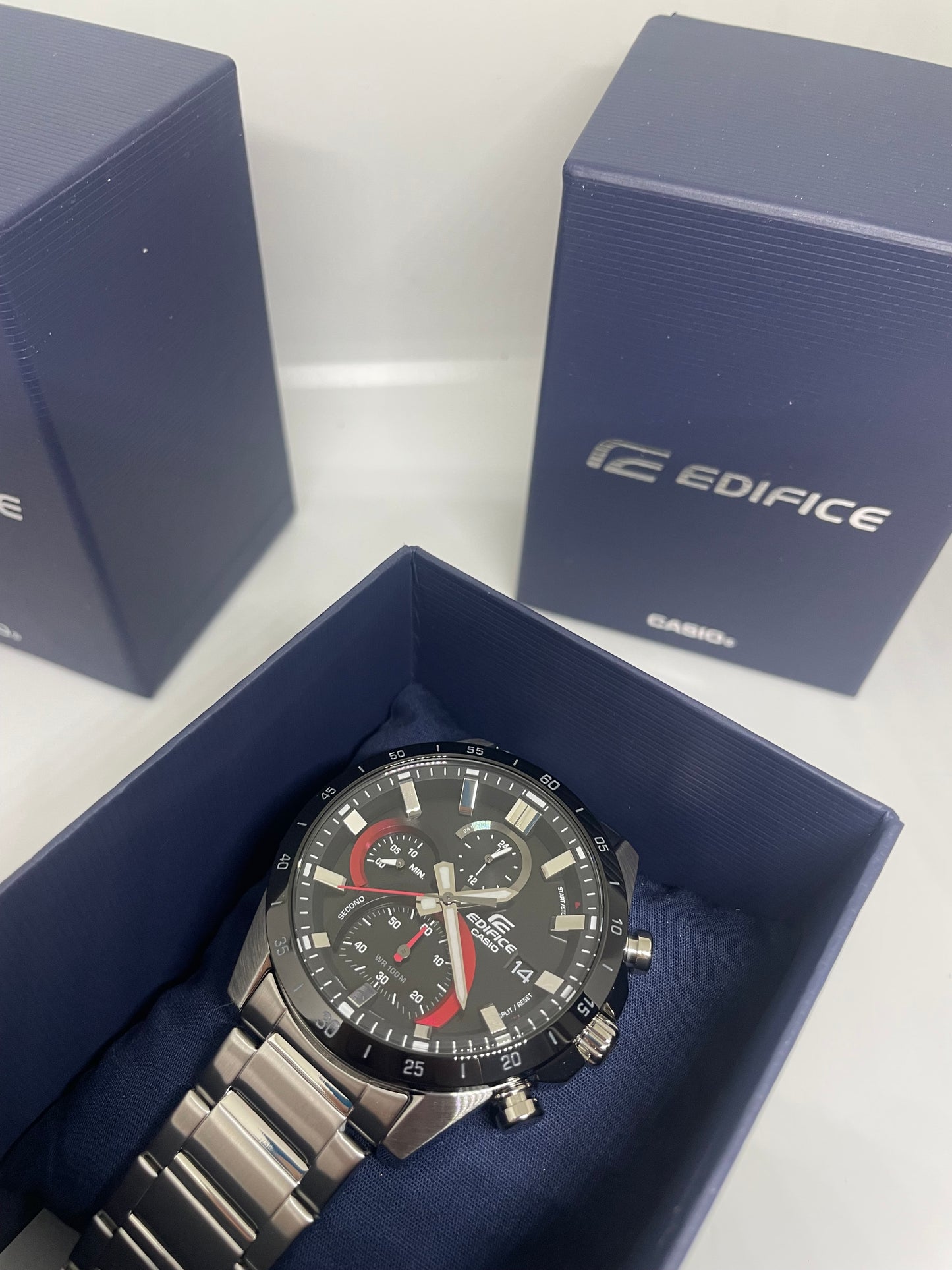 RELOJ CASIO EDIFICE EFR-571DB