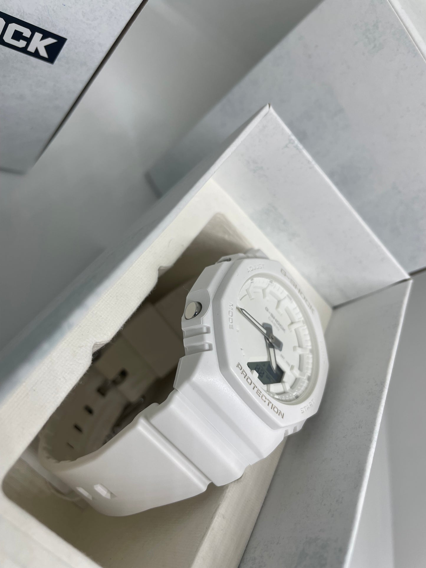 RELOJ G-SHOCK GMAP2100 MUJER