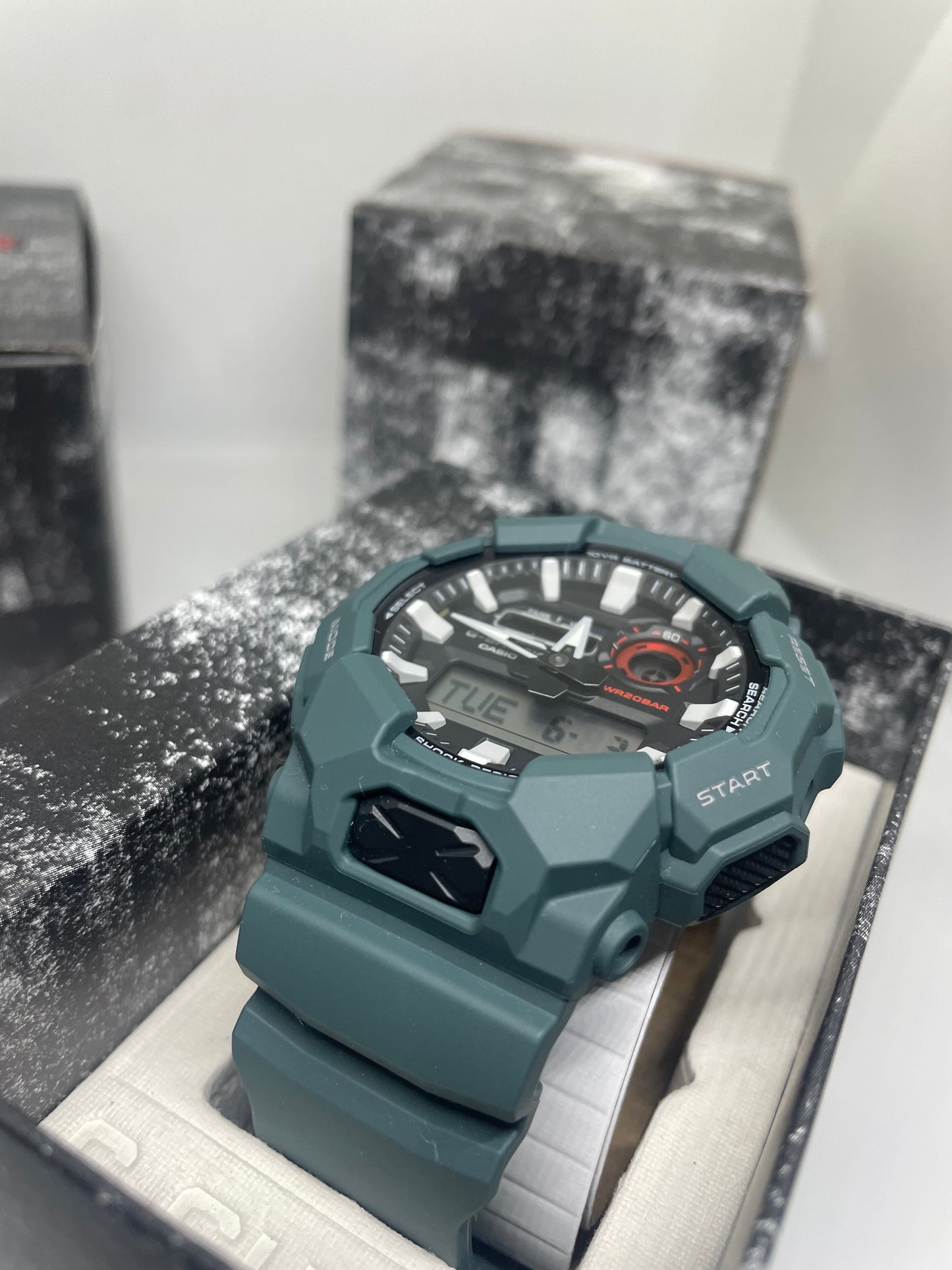 RELOJ CASIO G SHOCK GA 010