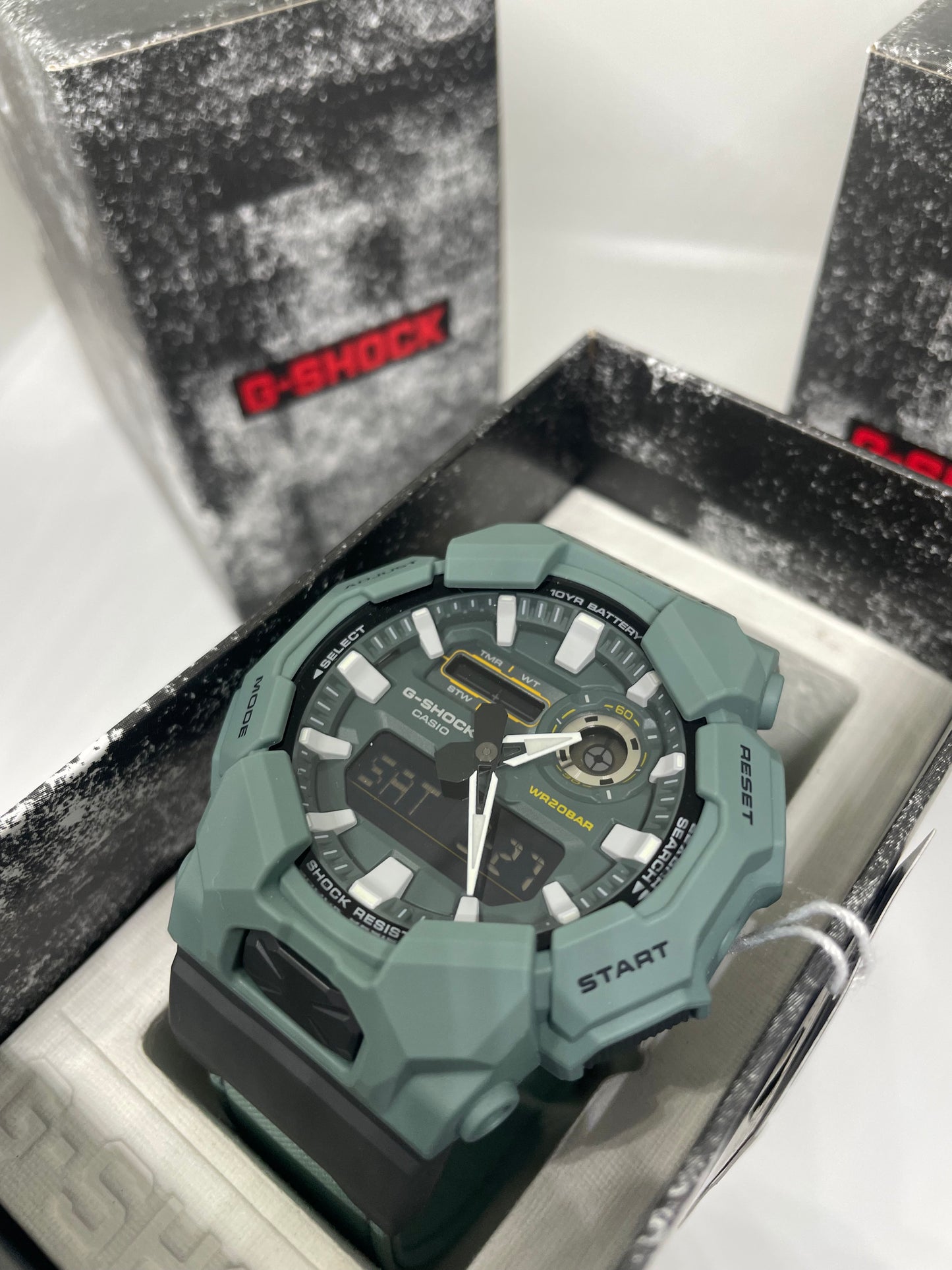 RELOJ CASIO G SHOCK GA-010CE-2A