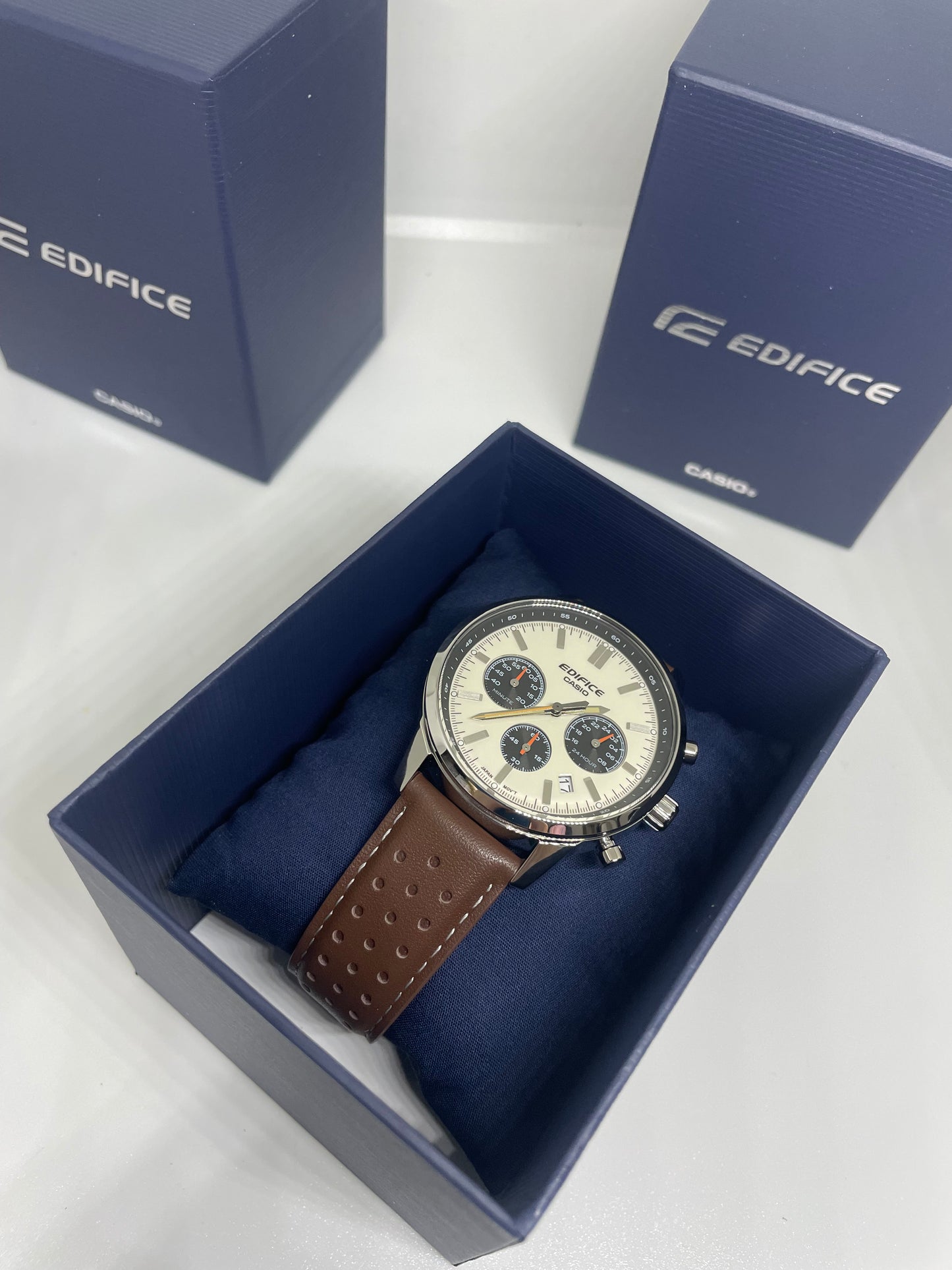 RELOJ CASIO EDIFICE EFR-575L