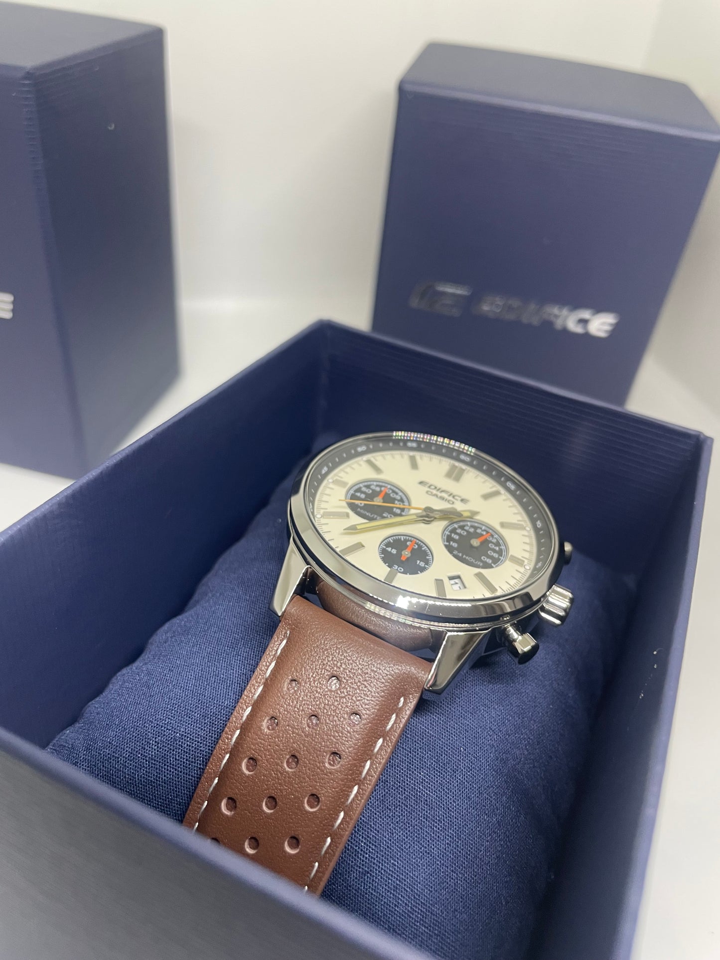 RELOJ CASIO EDIFICE EFR-575L