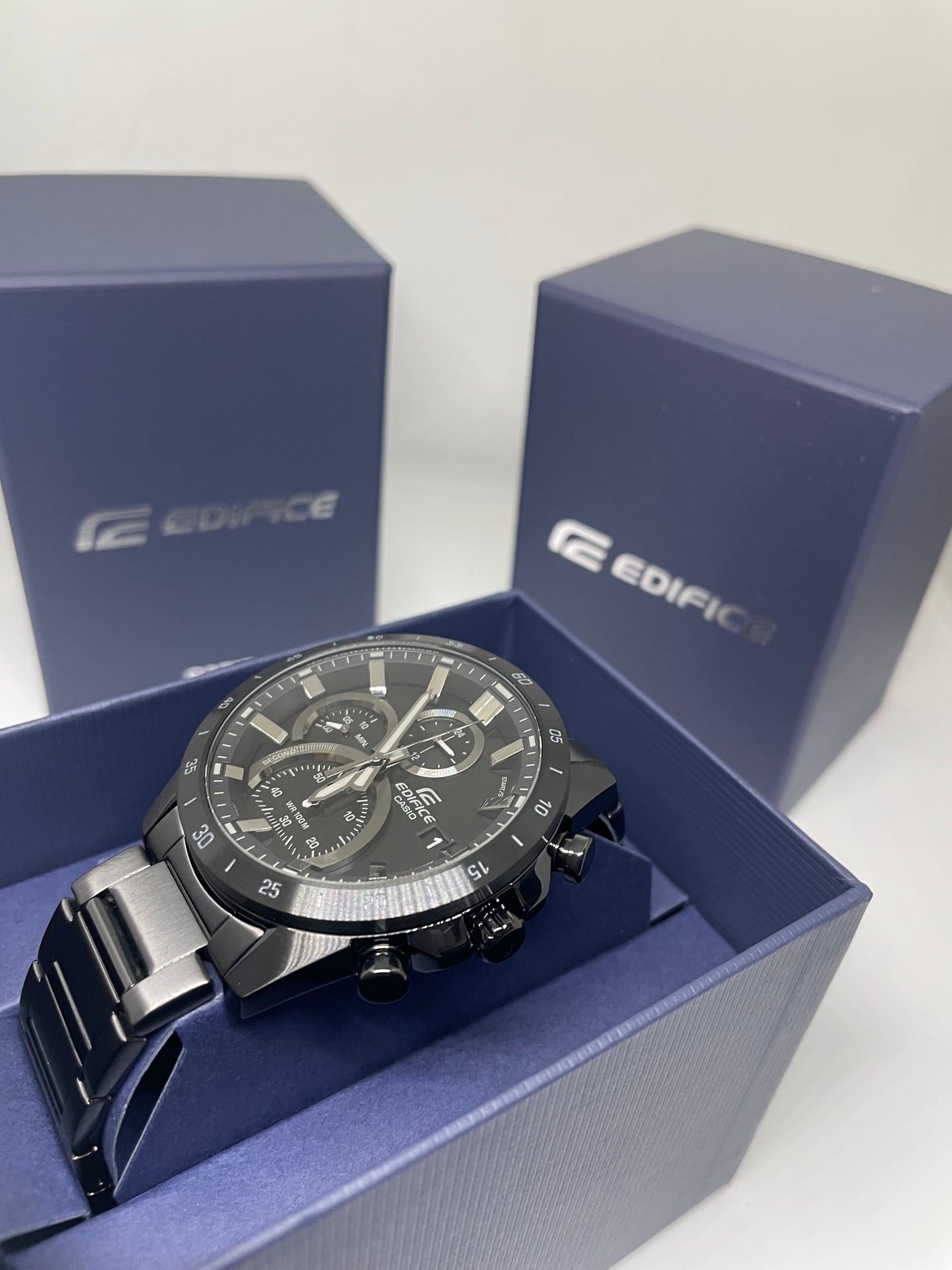 RELOJ CASIO EDIFICE EFR-571MDC