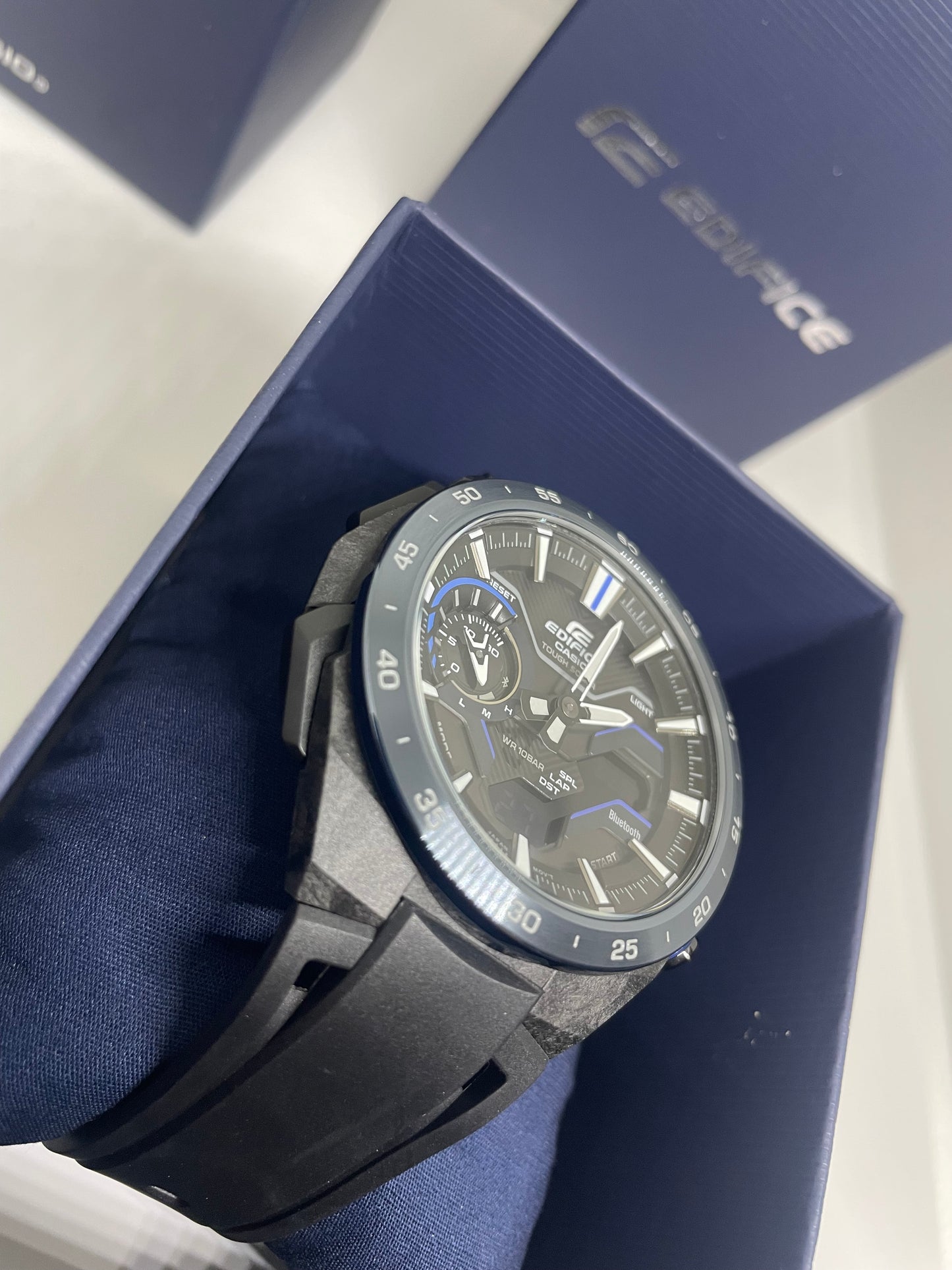 RELOJ CASIO EDIFICE ECB- 2200PB