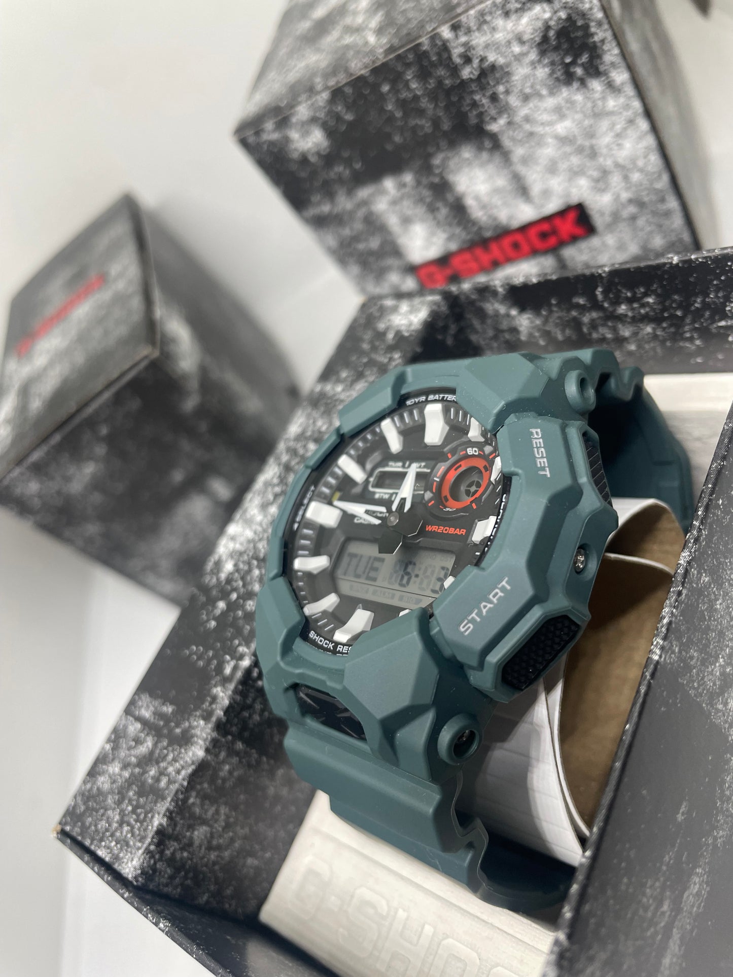 RELOJ CASIO G SHOCK GA 010