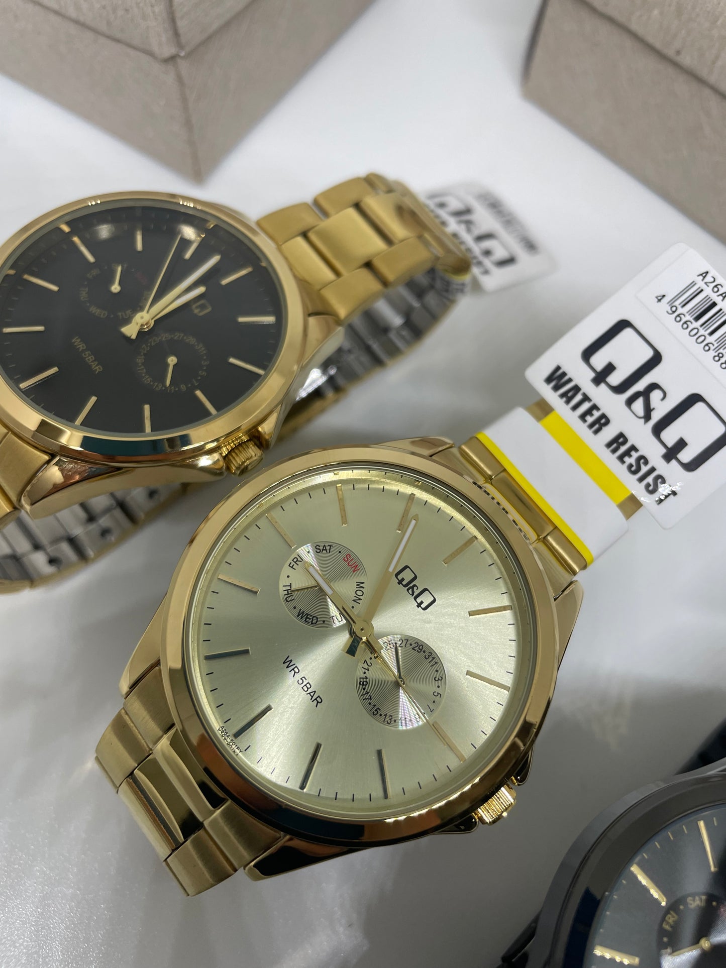 RELOJ QYQ A26A