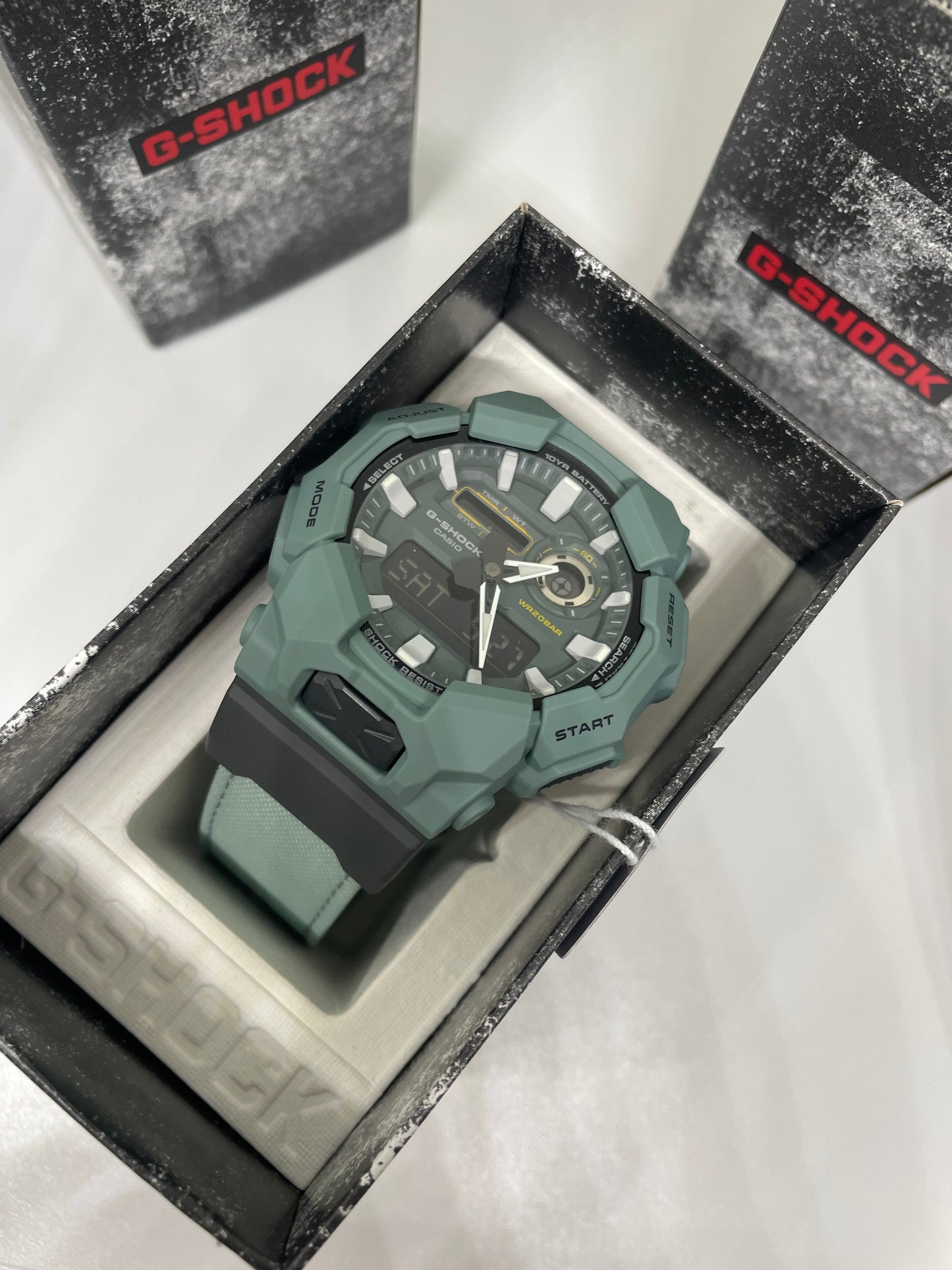 RELOJ CASIO G SHOCK GA-010CE-2A
