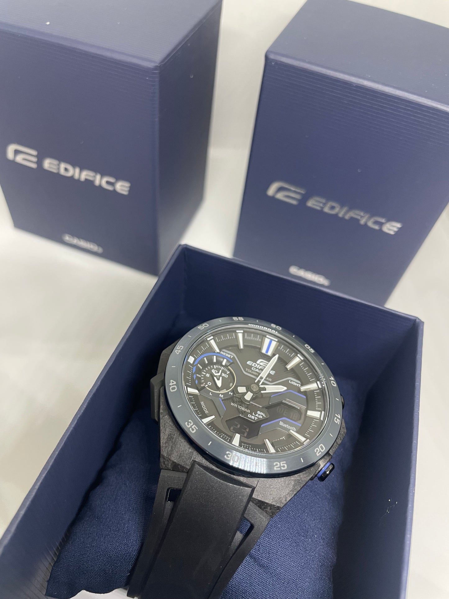RELOJ CASIO EDIFICE ECB- 2200PB
