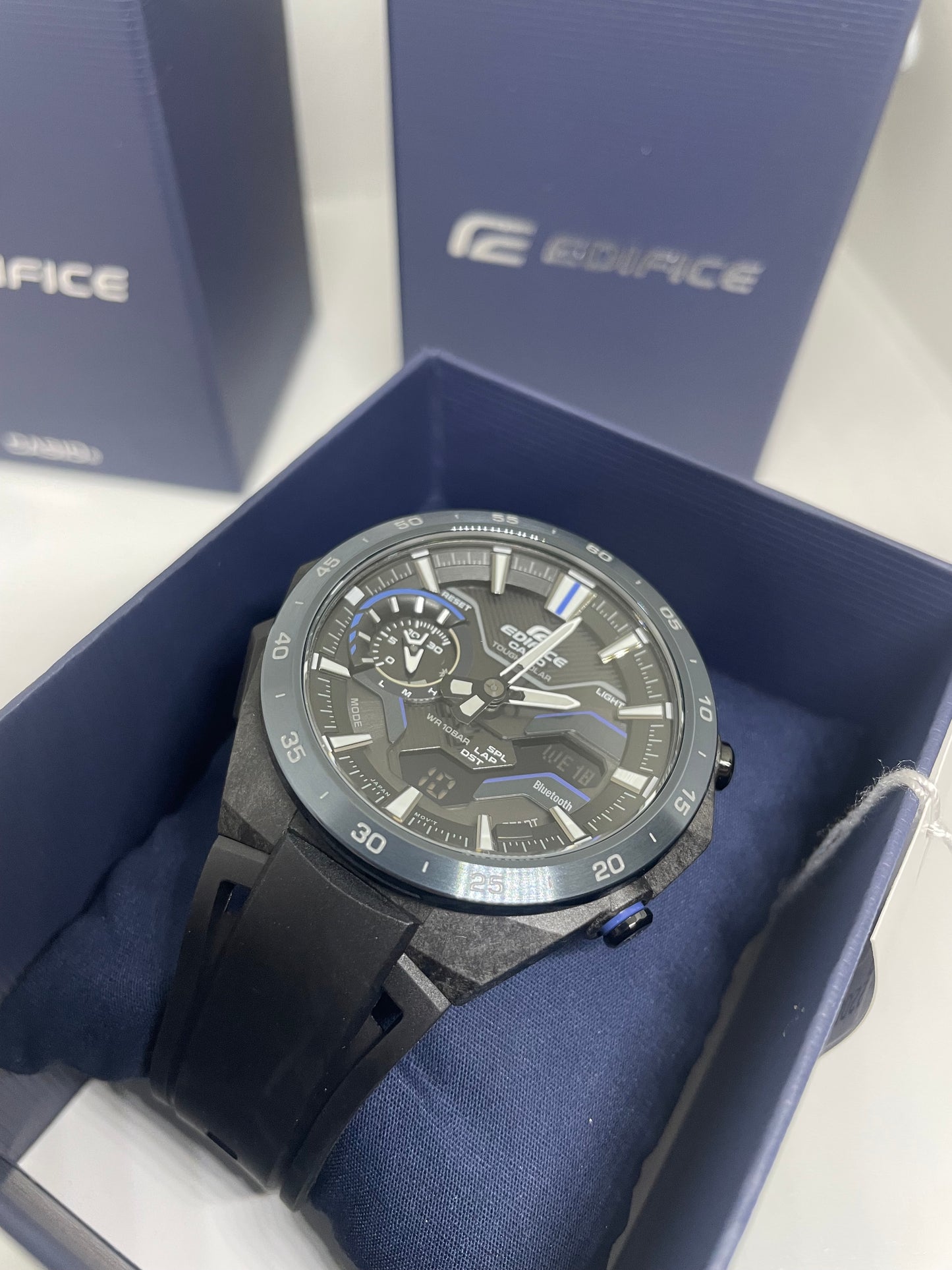 RELOJ CASIO EDIFICE ECB- 2200PB